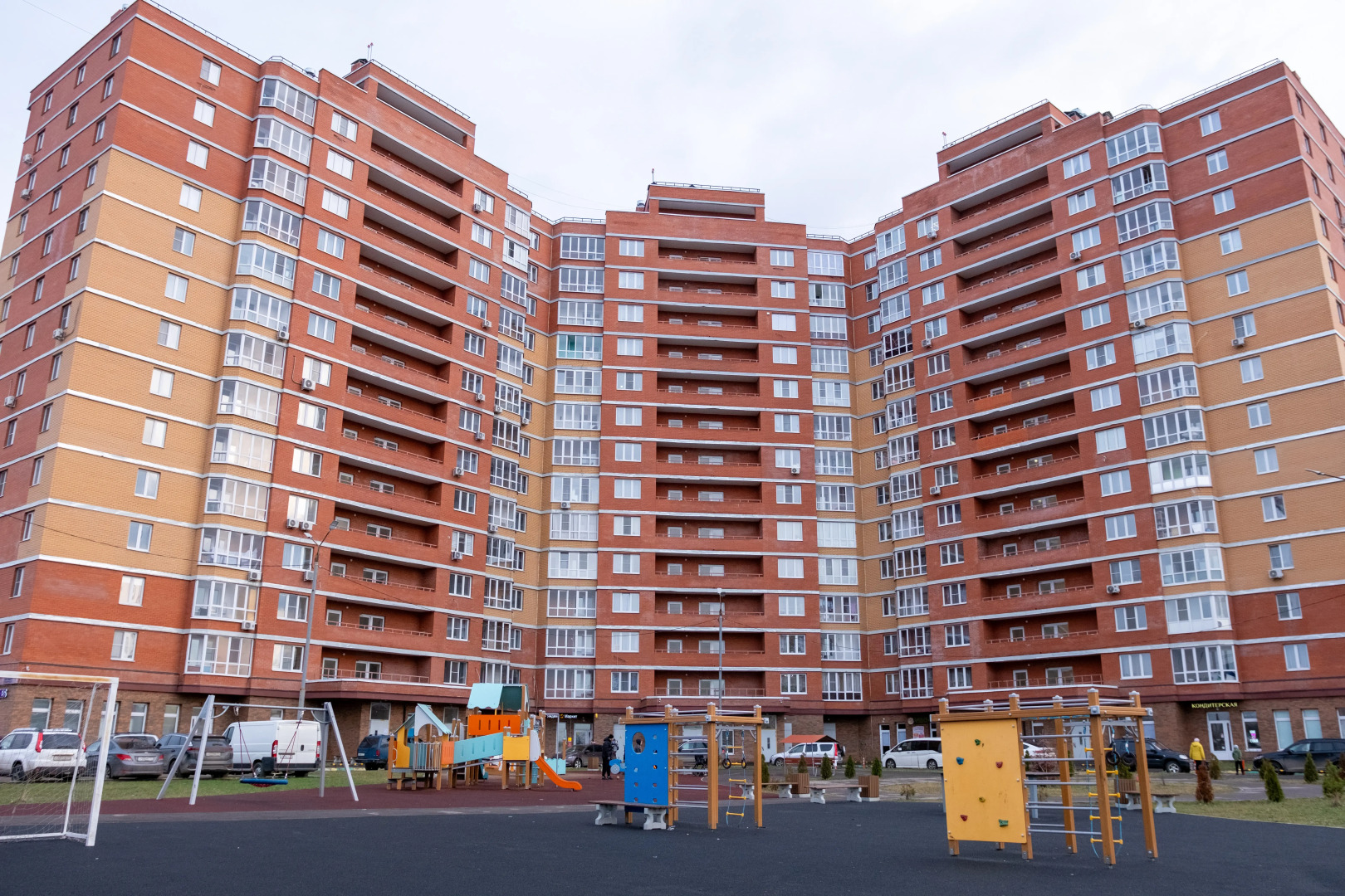 Апартаменты в центральном районе на троих