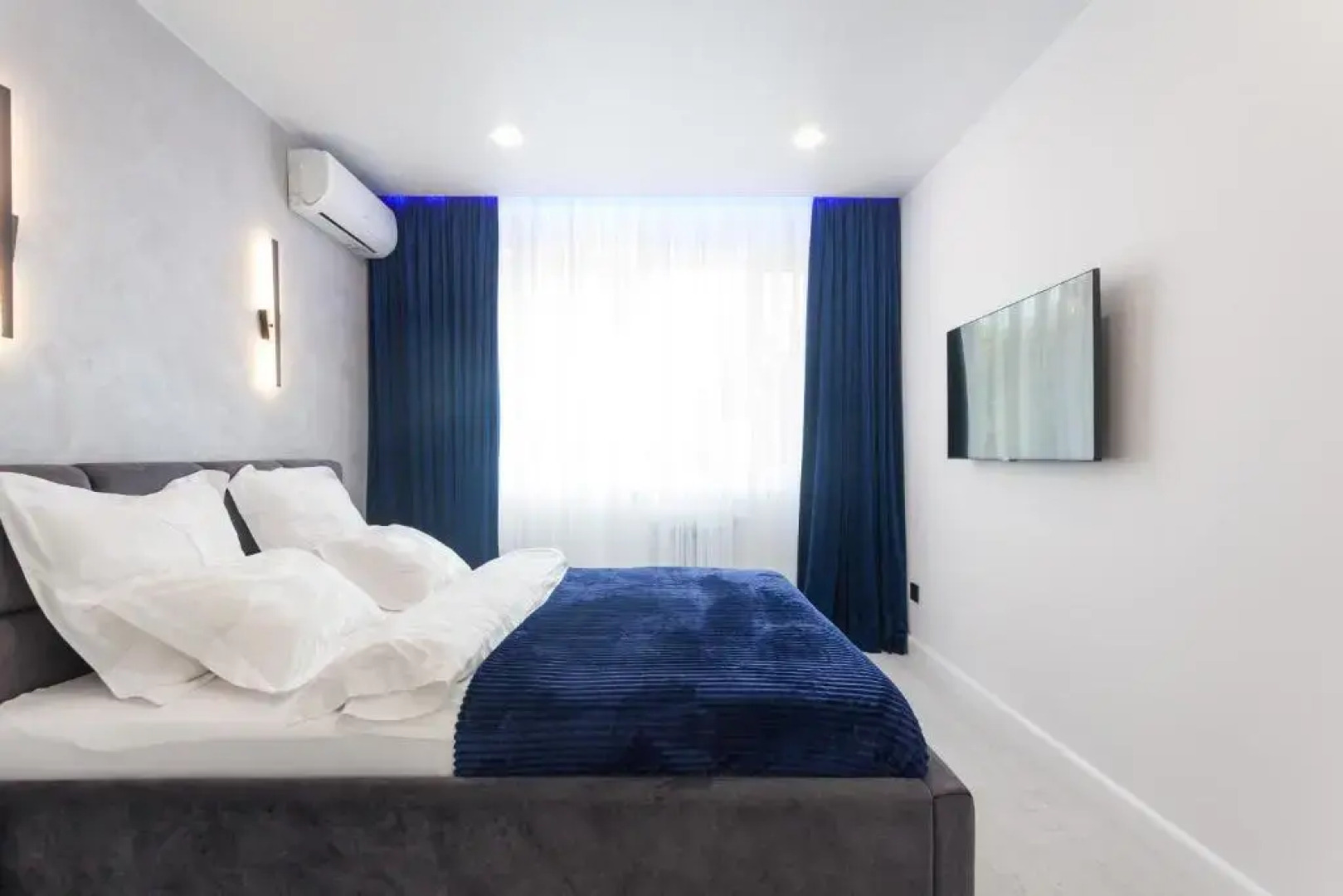 Апартаменты Трёхкомнатный Люкс, центр, площадь Победы, Черняховского 10А, Колибри#10А