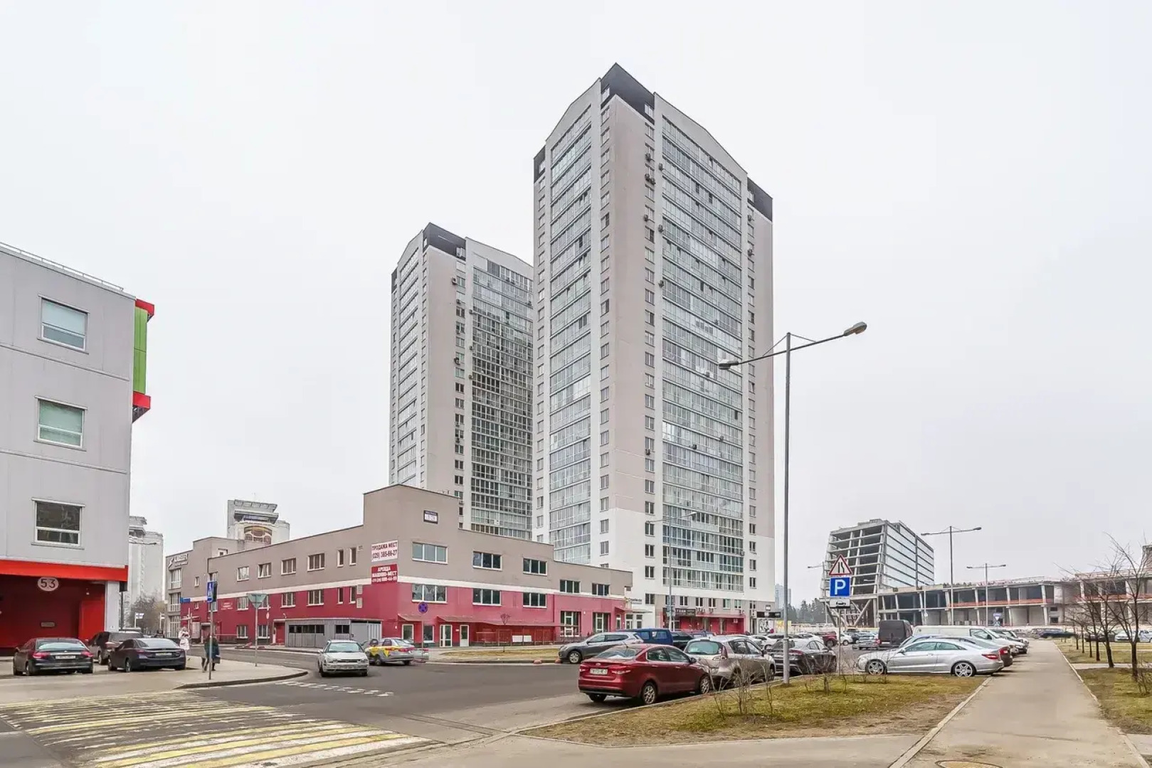 Апартаменты В новостройке на высоком этаже