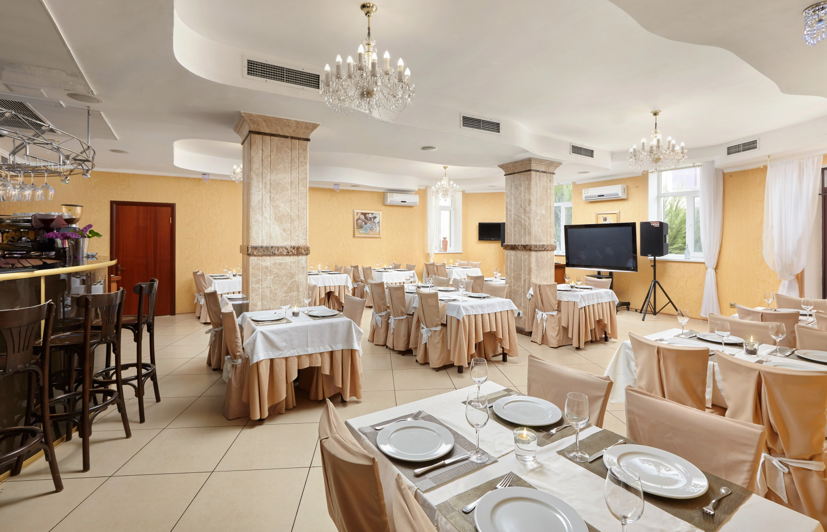 Tes-Hotel Resort & Spa