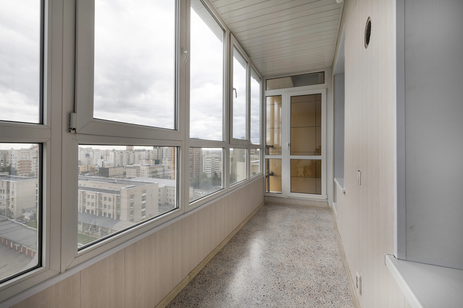 Апартаменты Prince Apartments на Дмитрова 126