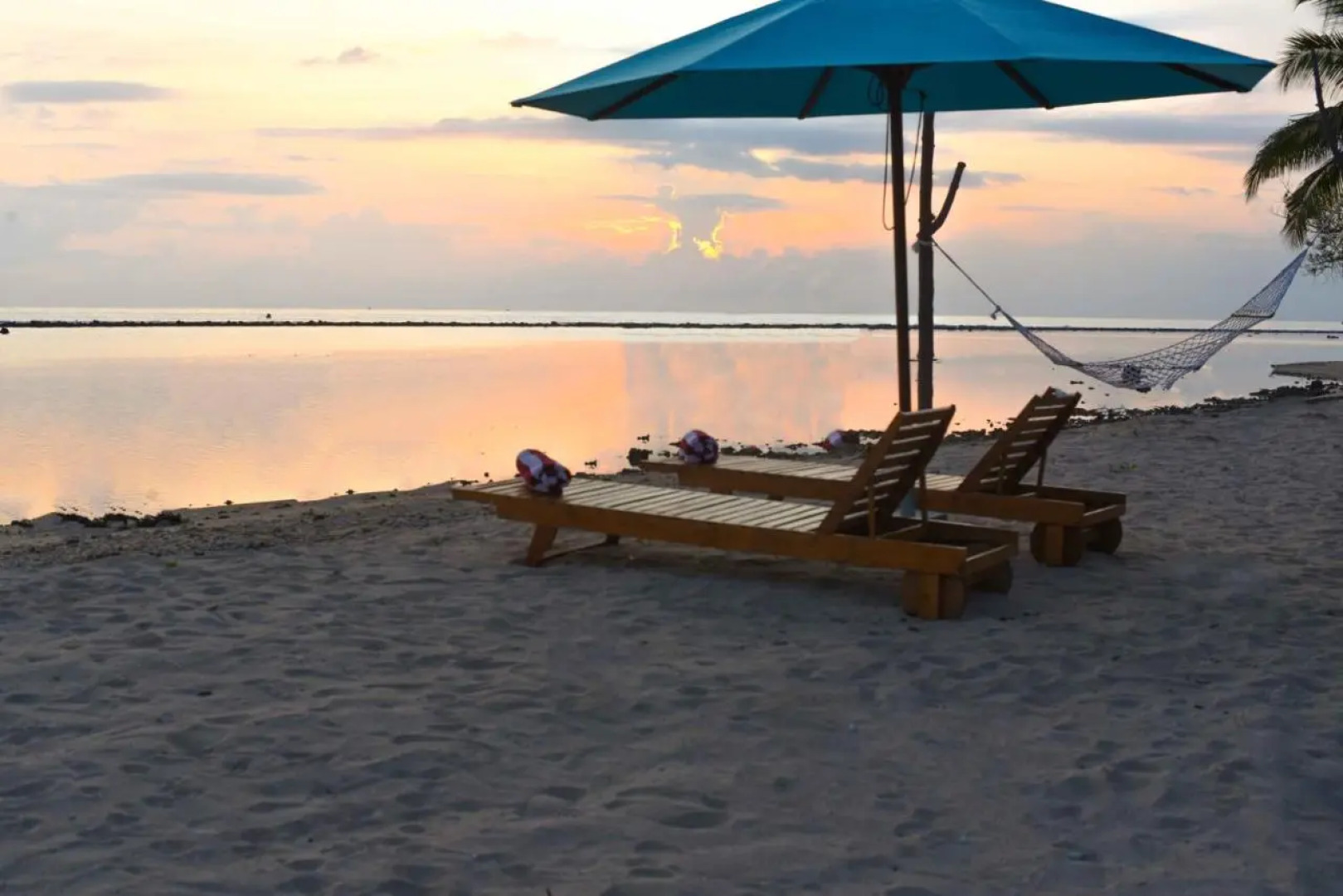 Отель Breeze Pasikudah Resort