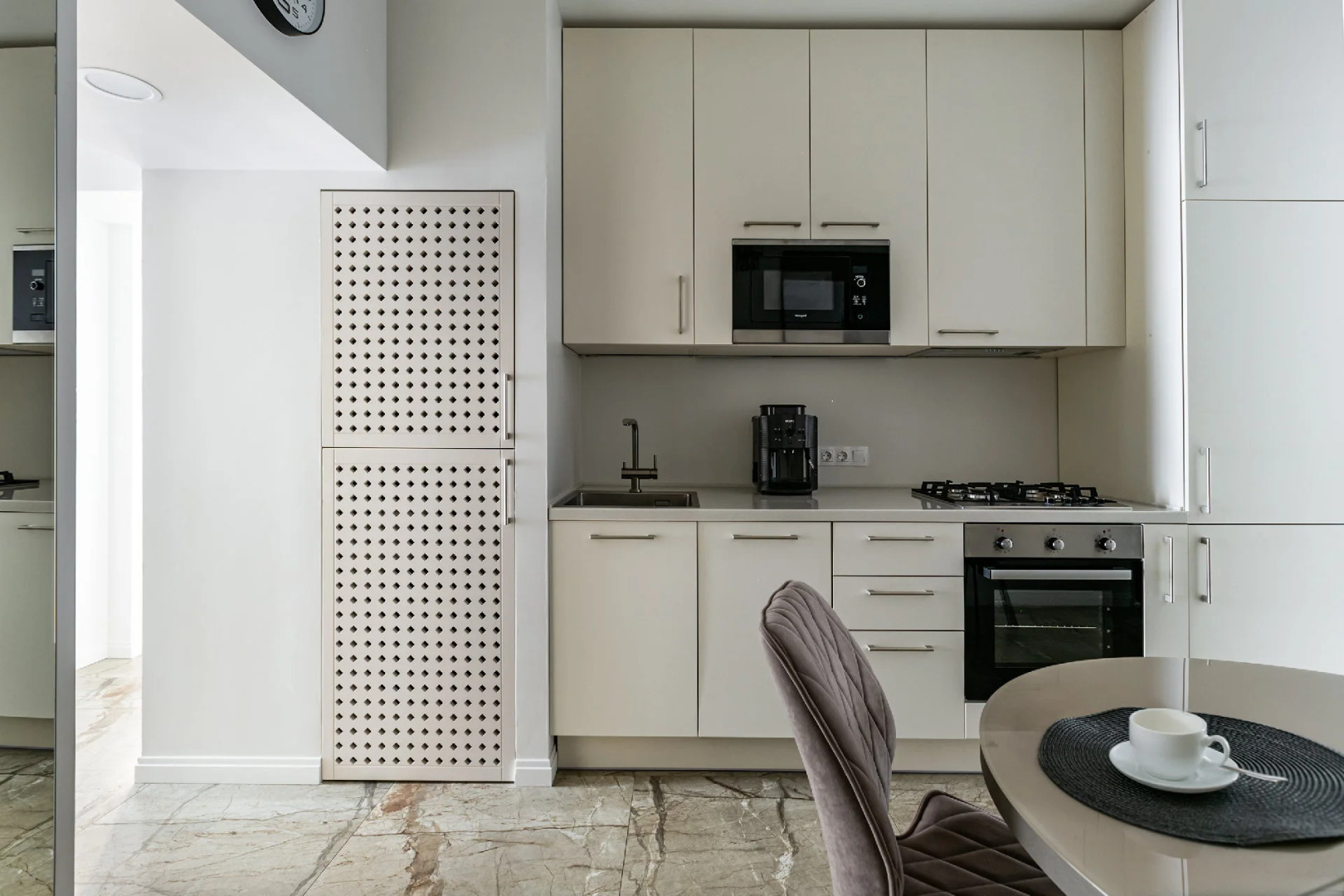 Апартаменты LetYourFlat "Benua" (3 спальни)