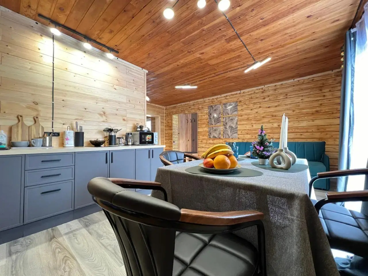 Частный дом с двумя спальнями у Юрманки