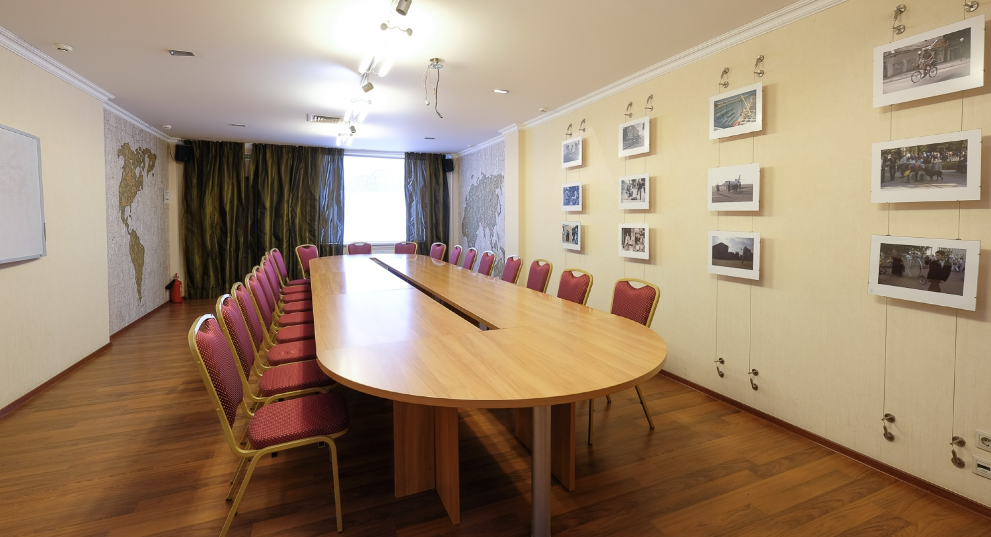 Отель Red Royal by Undersun