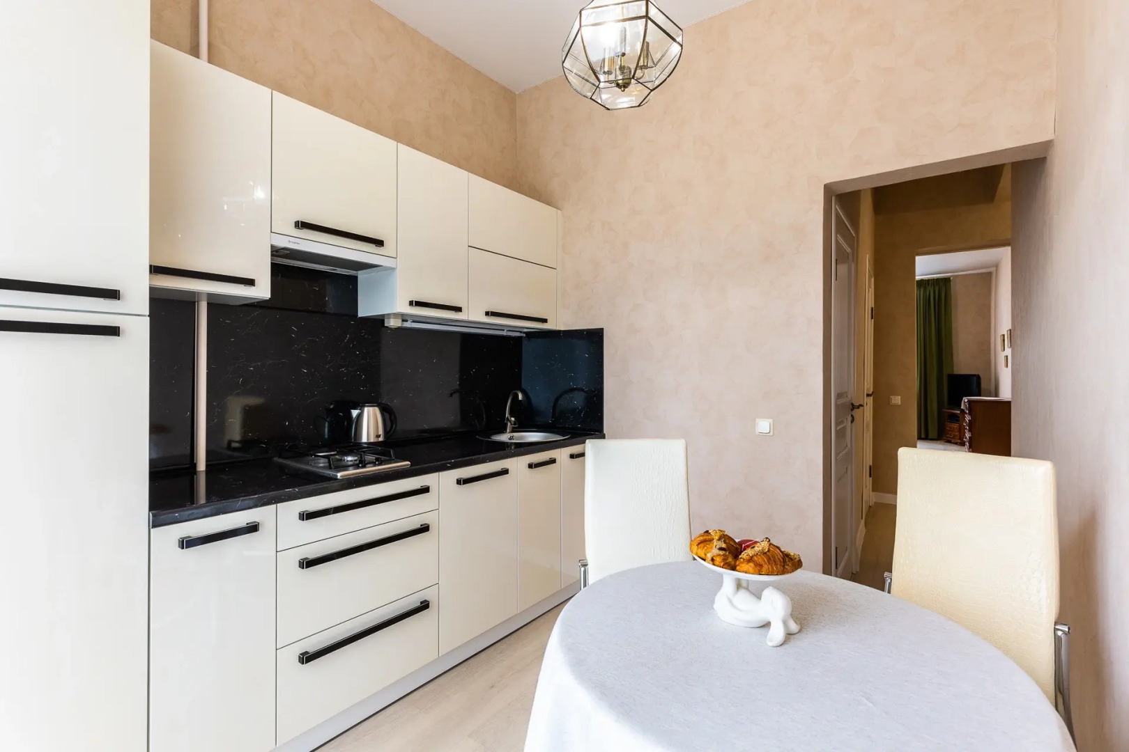 Апартаменты на Карла Маркса 27