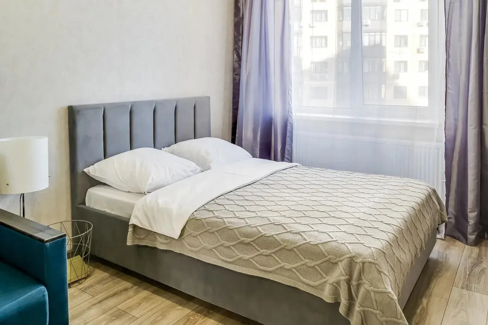 Апартаменты напротив Бизнес центра Аметист