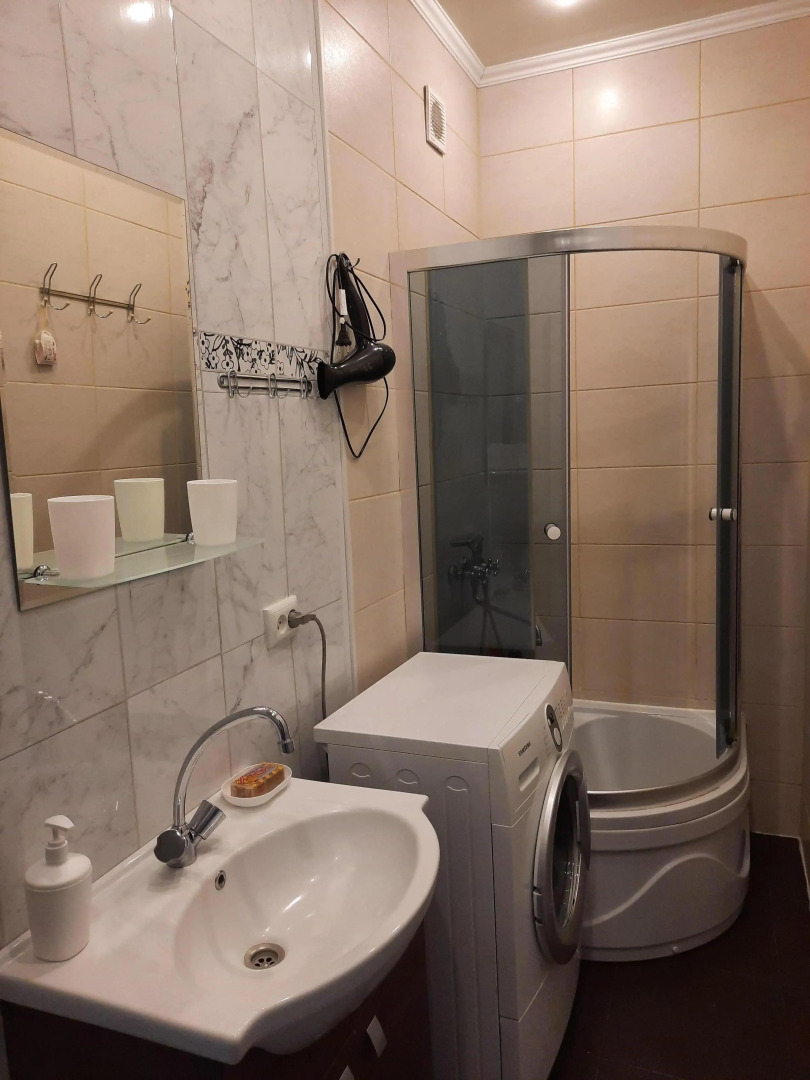 Квартира 2-х комнатная квартира с отдельным входом