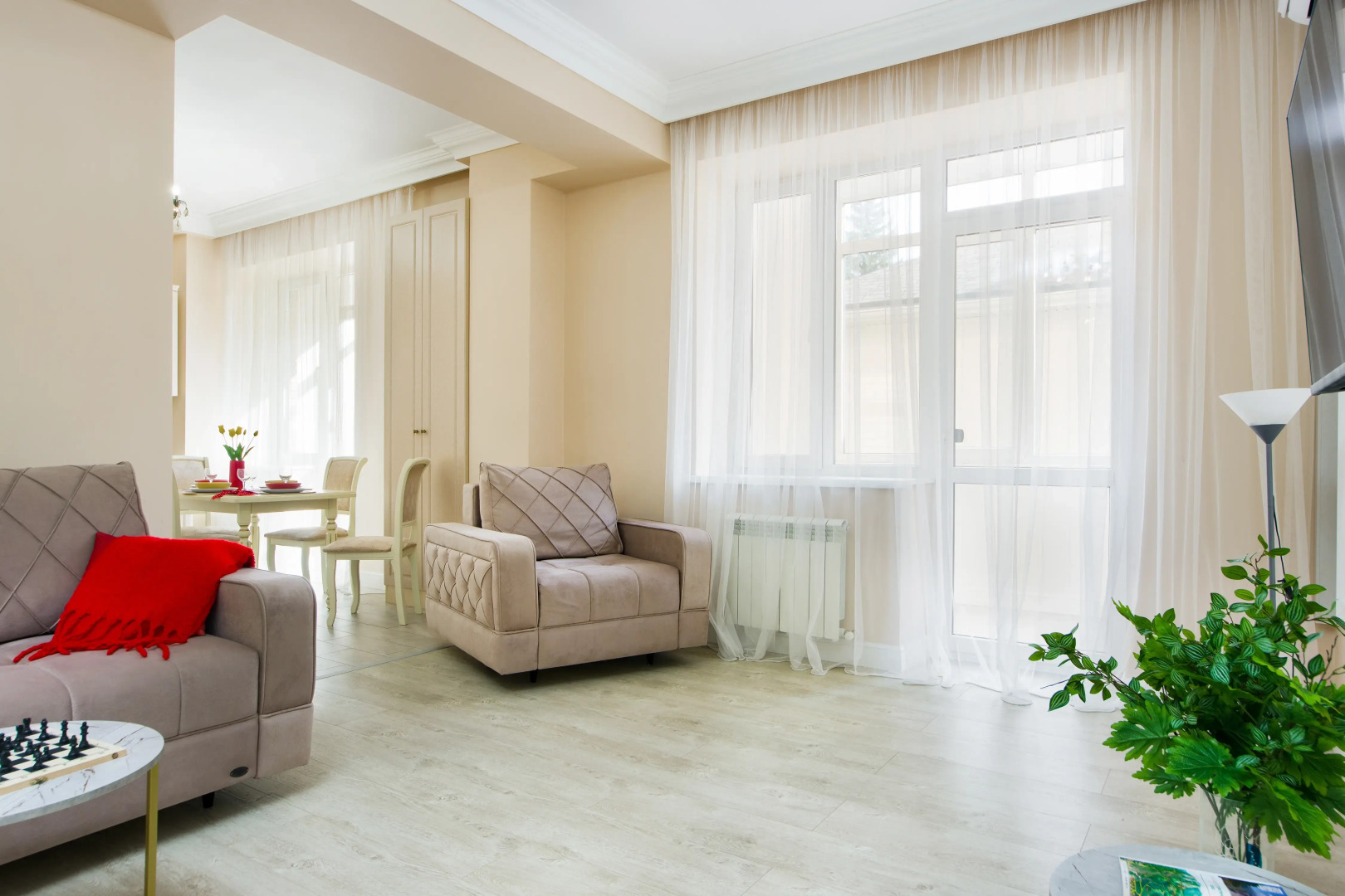 Апартаменты Лилия Ирины Савельевой В самом центре у Каскадной лестницы