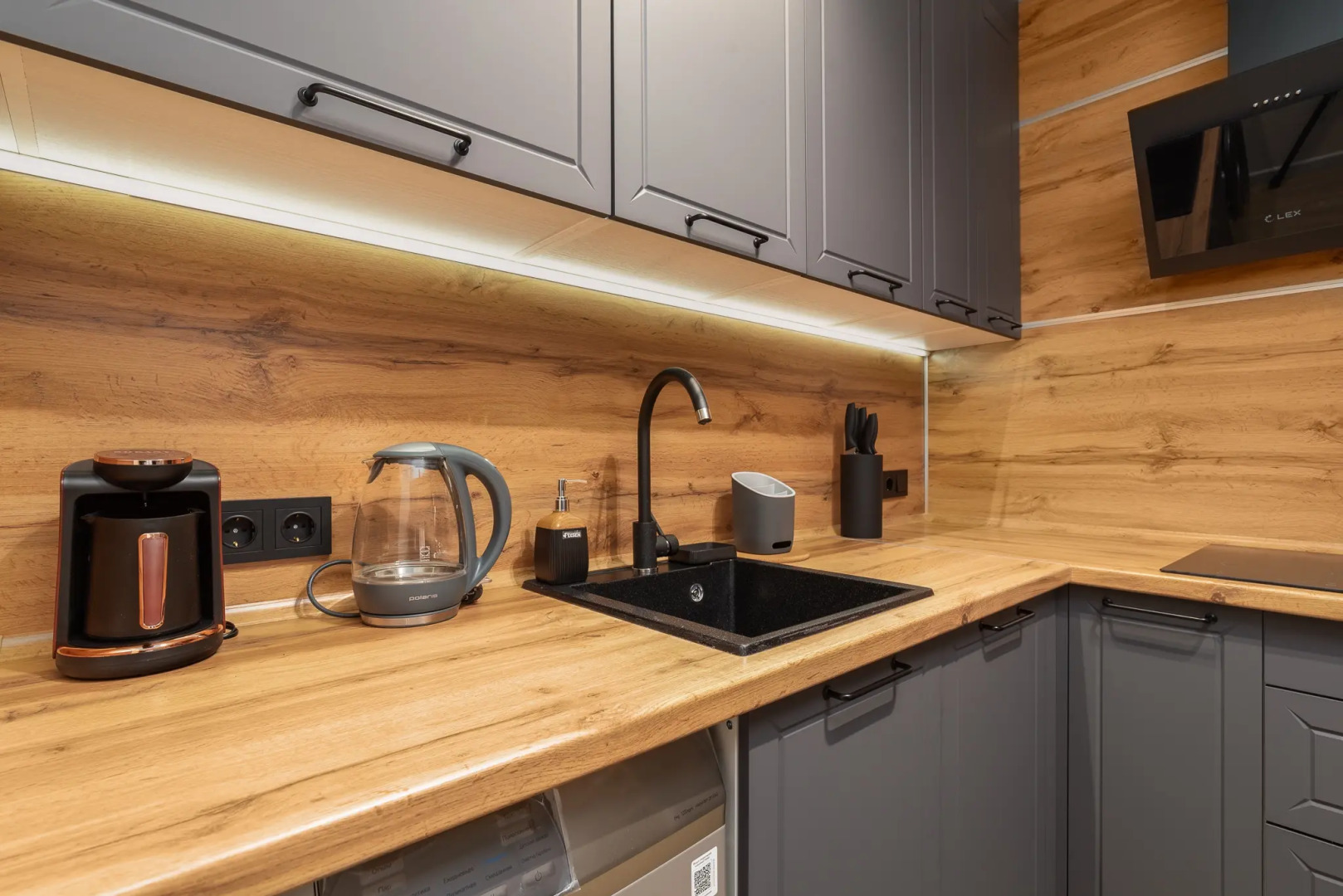 Апартаменты Grand Palace 702