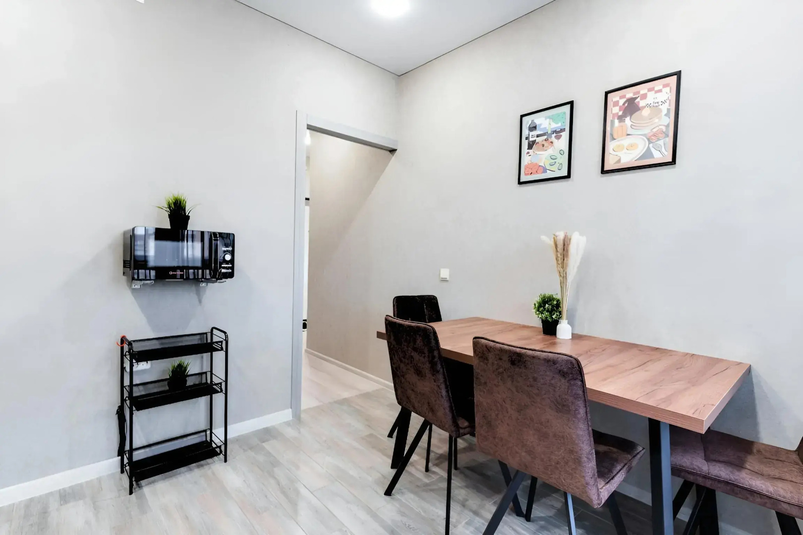 Квартира двухкомнатная у Парка Галицкого Апарт-Отелика на Героев Разведчиков