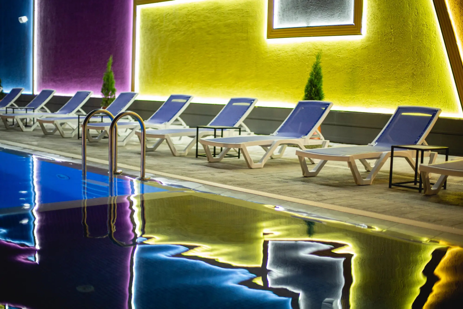 Отель West Inn Georgia