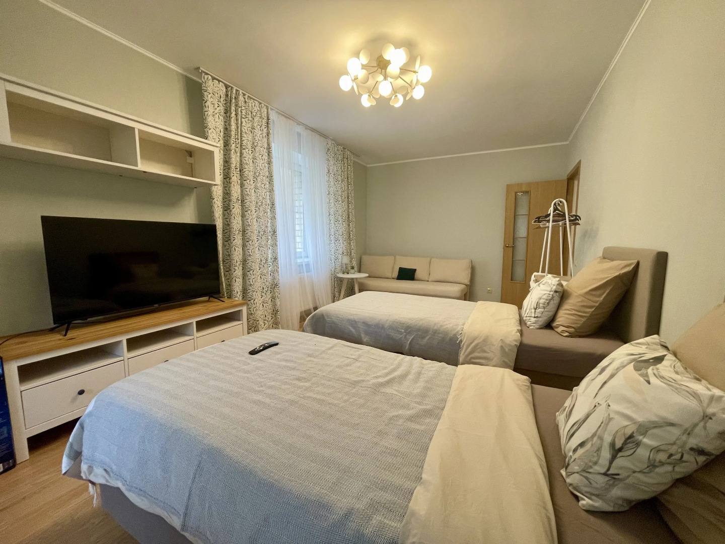 Квартира Просторная 2-комнатная квартира у реки Шоша на первой линии