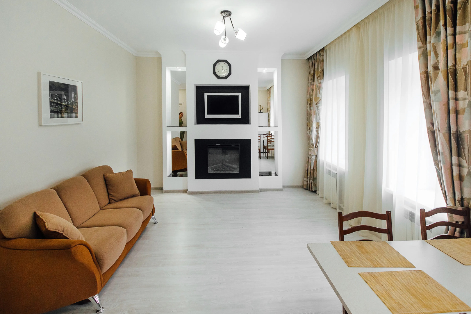 Апартаменты на Октябрьской революции 211-4