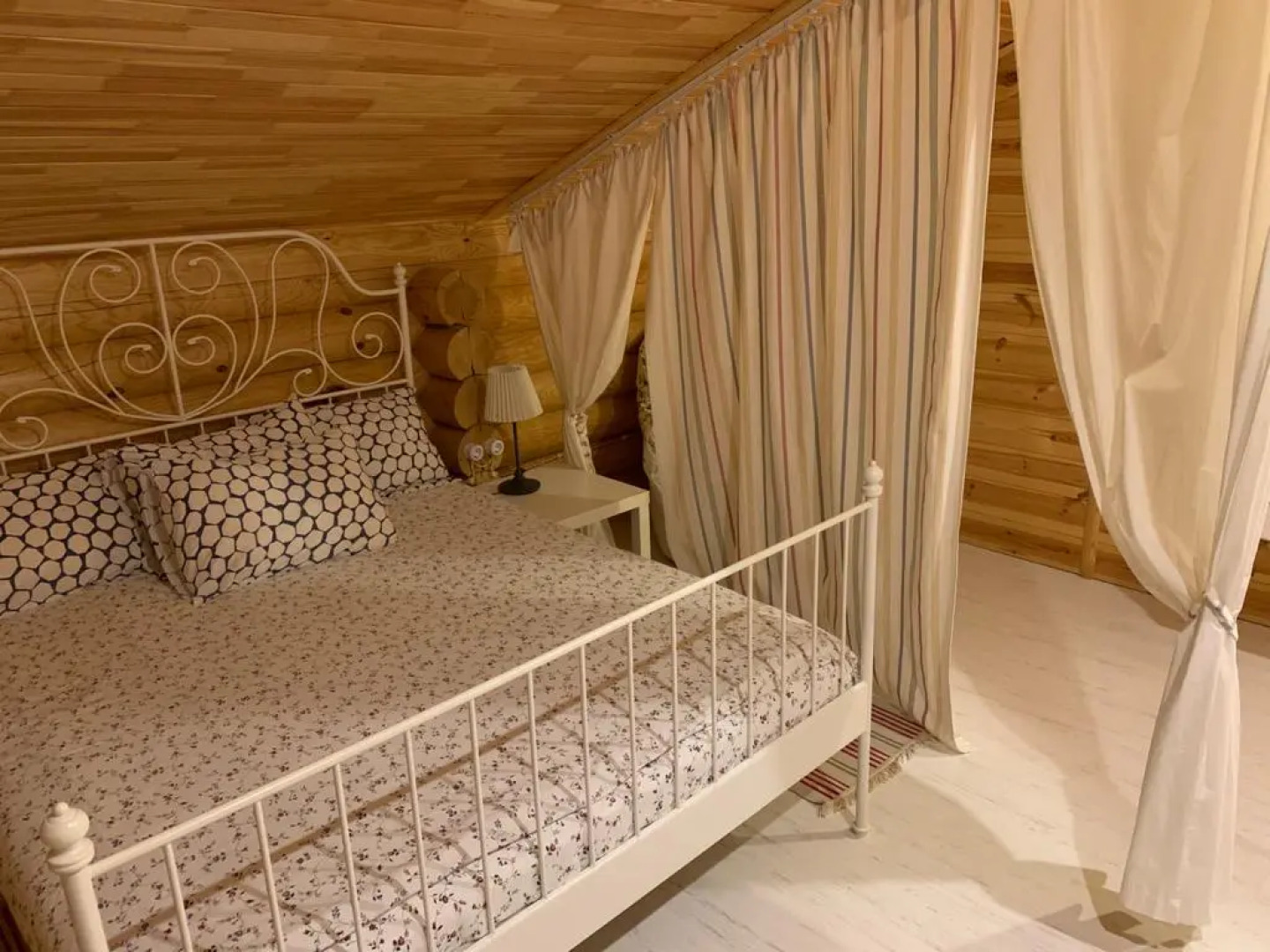 Дом с Бассейном