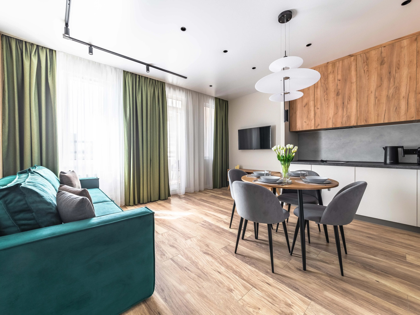 Апартаменты Galaxy Apartments