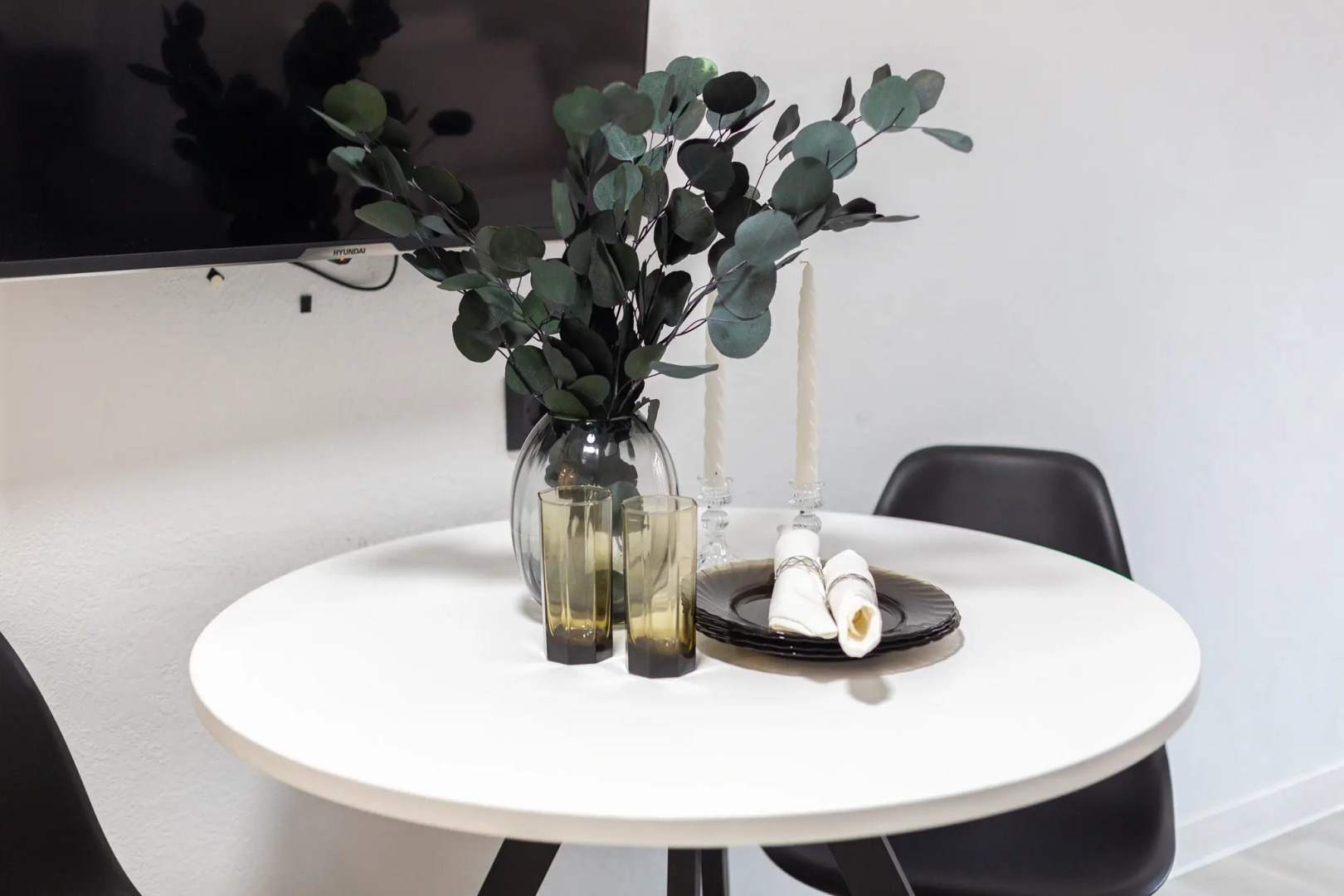 Квартира с Балконом и Видом на Лесопарк Аллея 114