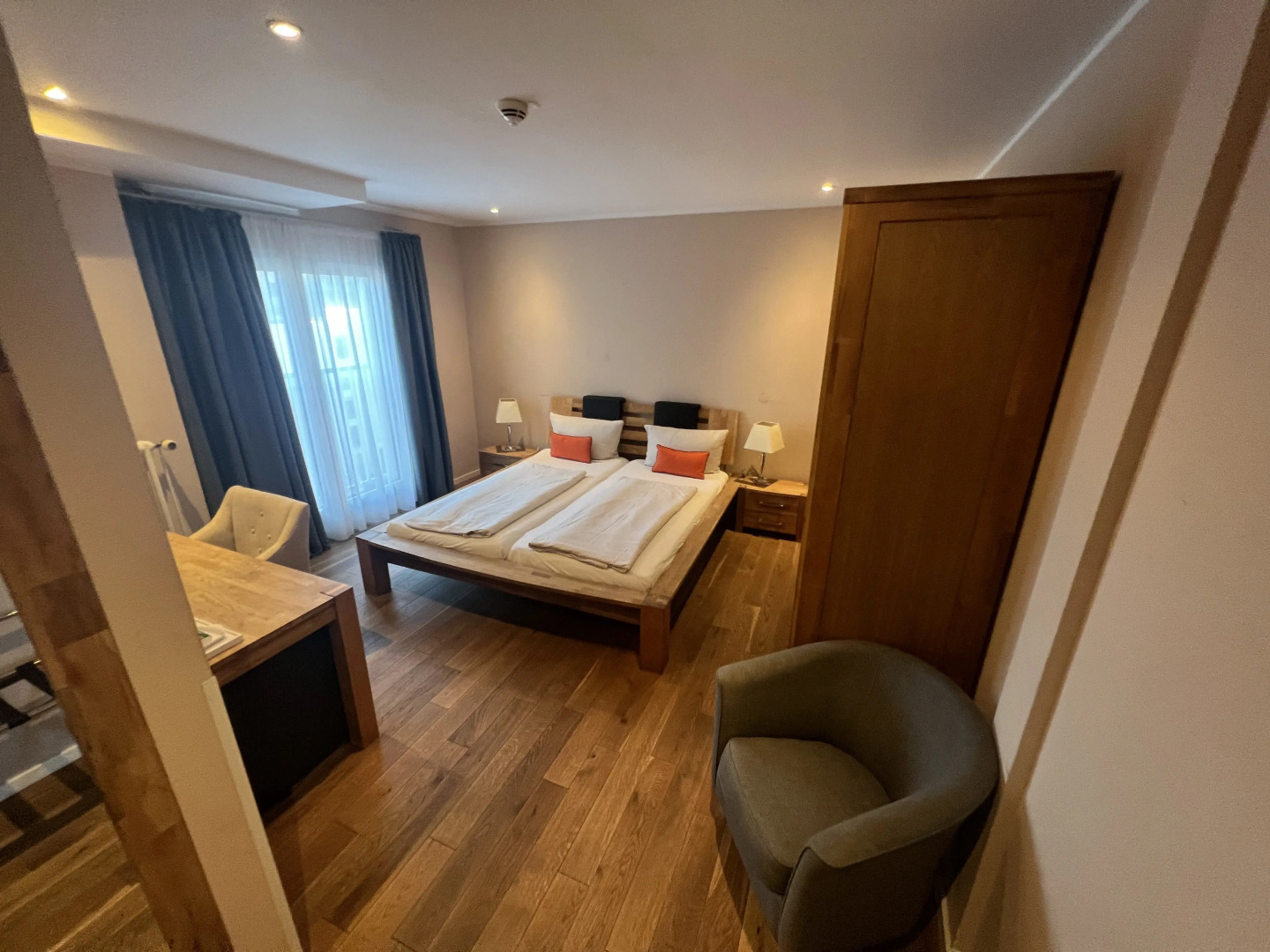 Отель Attaché an der Messe