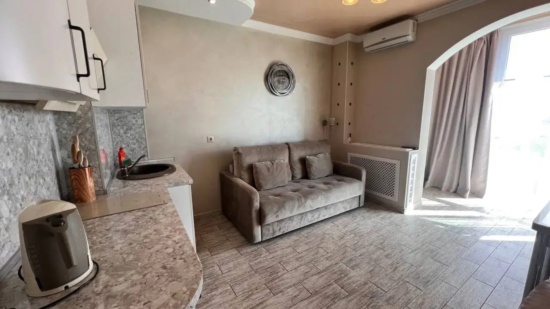 Апартаменты  Сочипосуточно