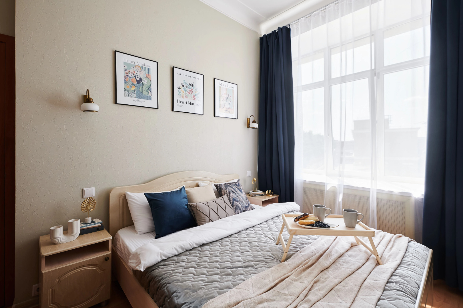 Квартира GM Apartments Стильная Трехкомнатная в Доме на Набережной