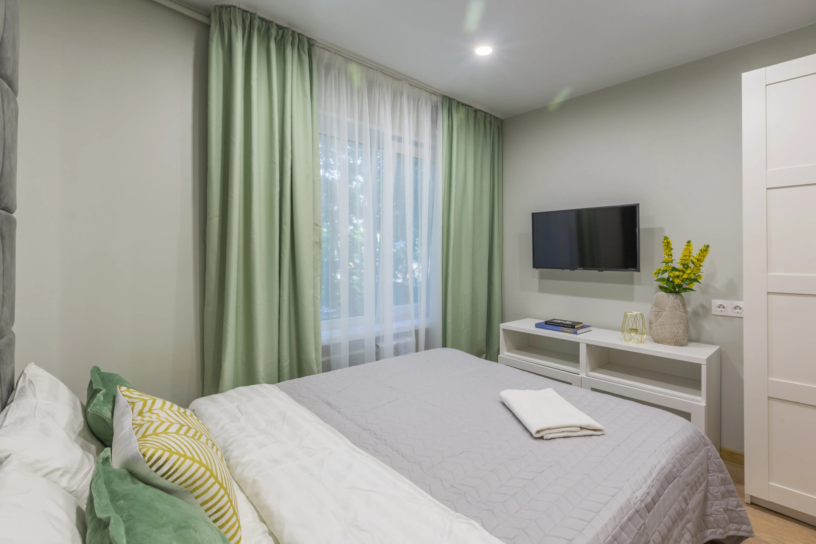 Апартаменты Нефрит