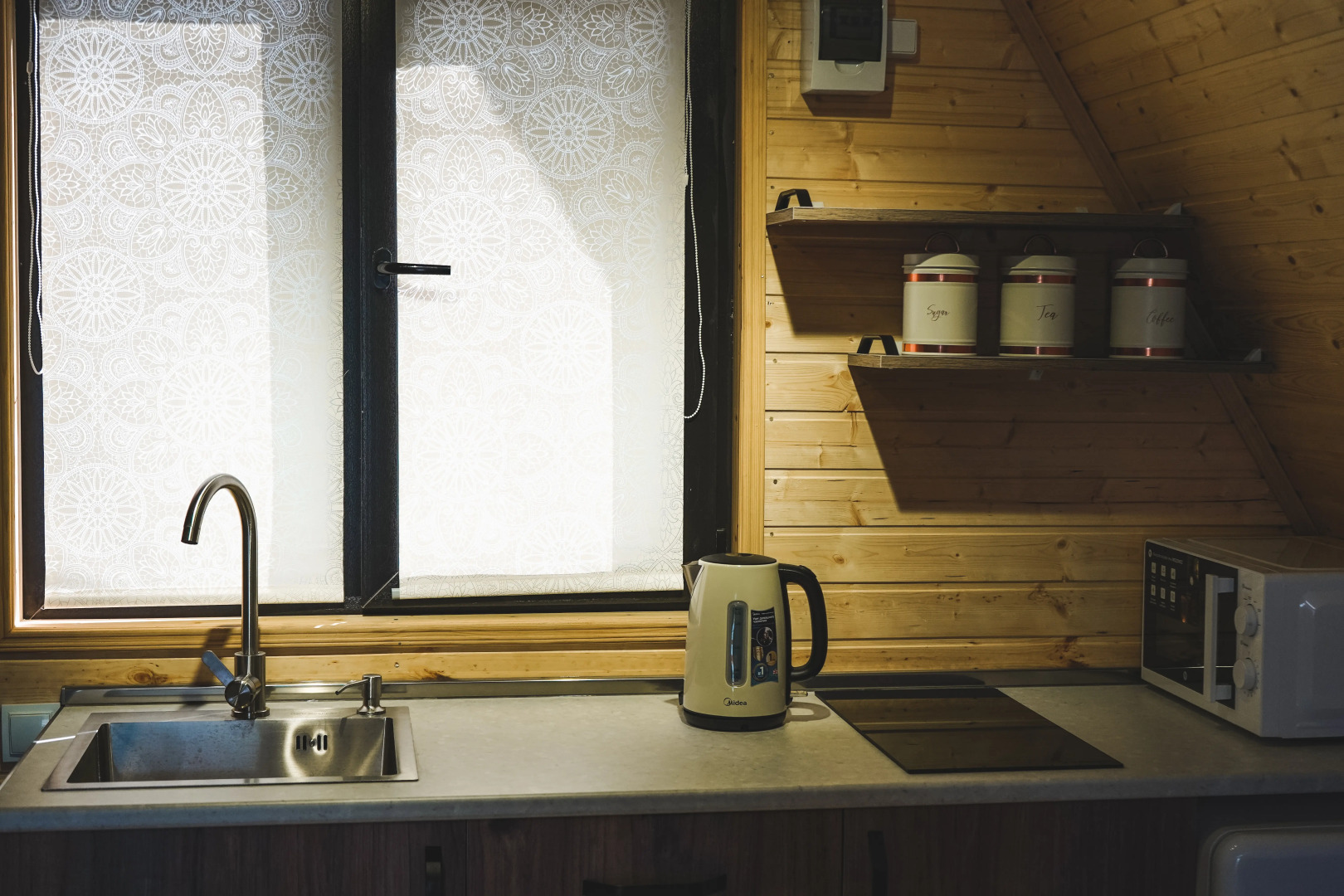 Apartments Luno Cottage