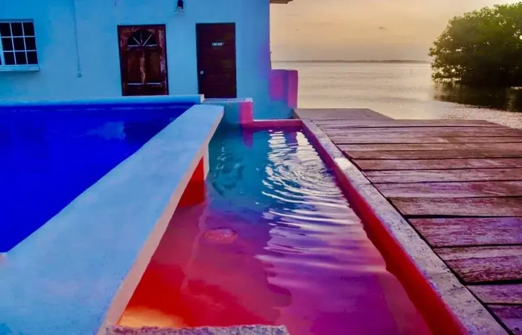 Апартаменты See Belize Sunroom