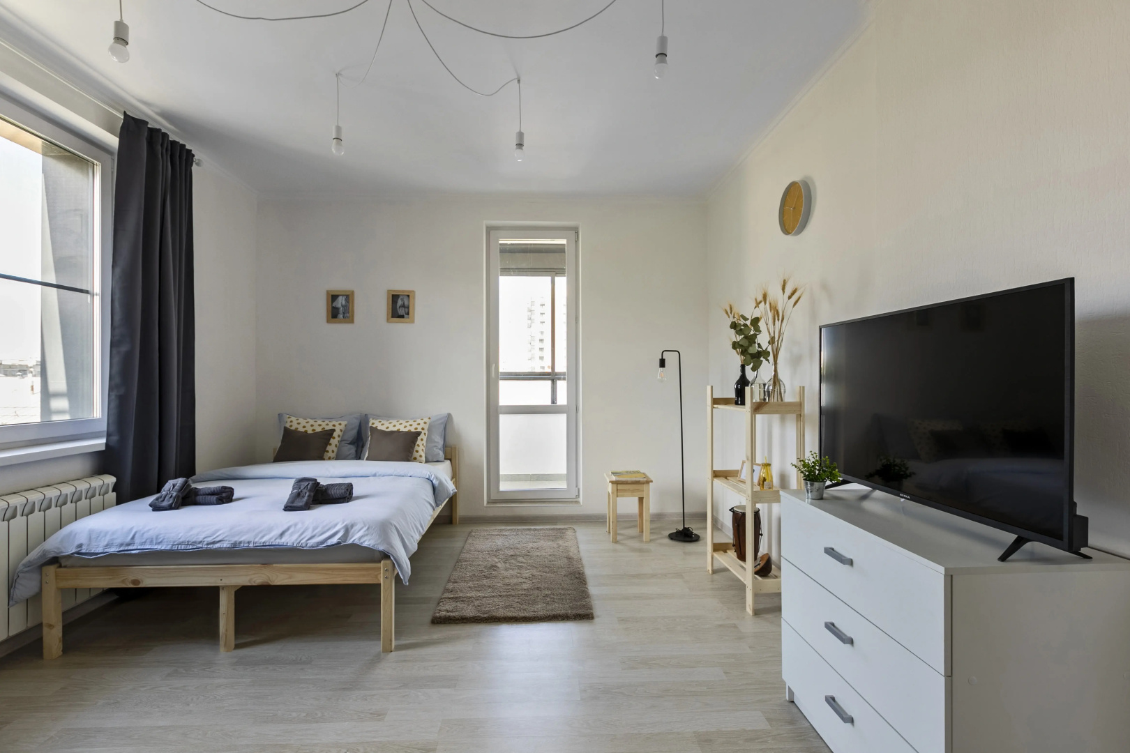 Great view 2-rooms Apartment 2 Min Walk to Raykin Plaza