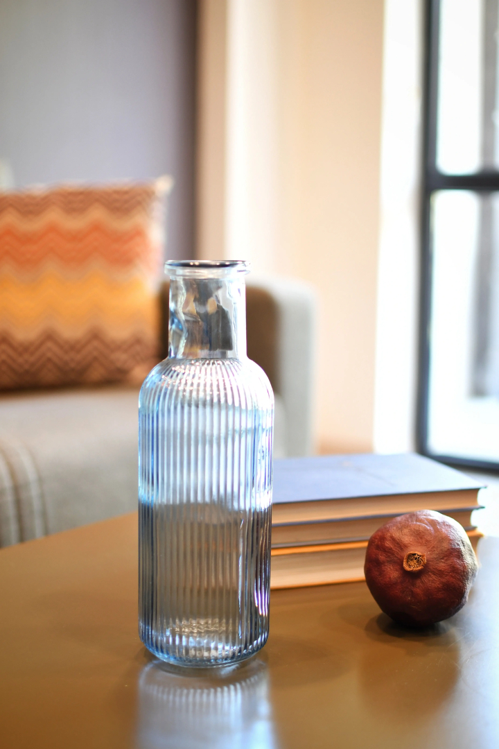 Апартаменты Newly Renovated Condo, Steps to Republic Square