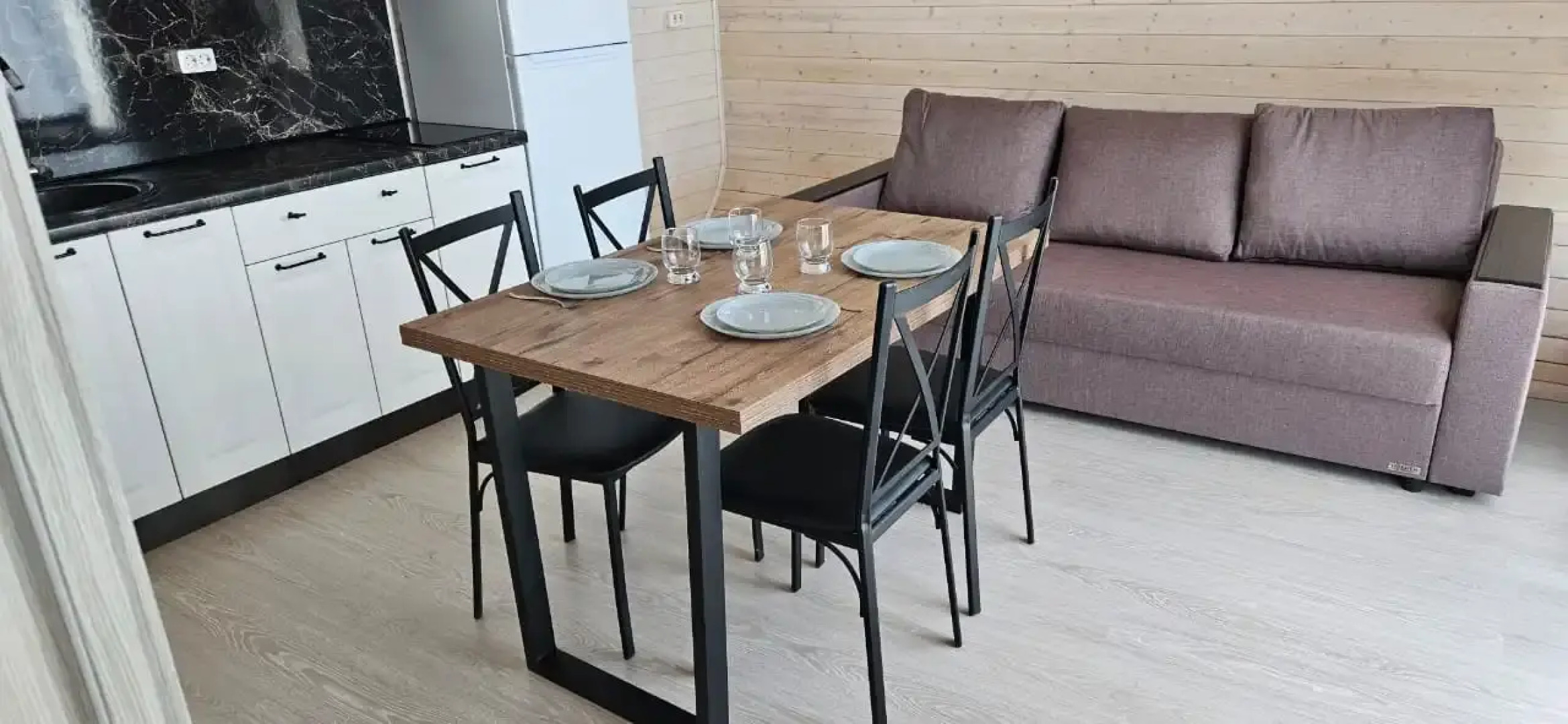 Бунгало Капсульный Отель на 4 человека у моря