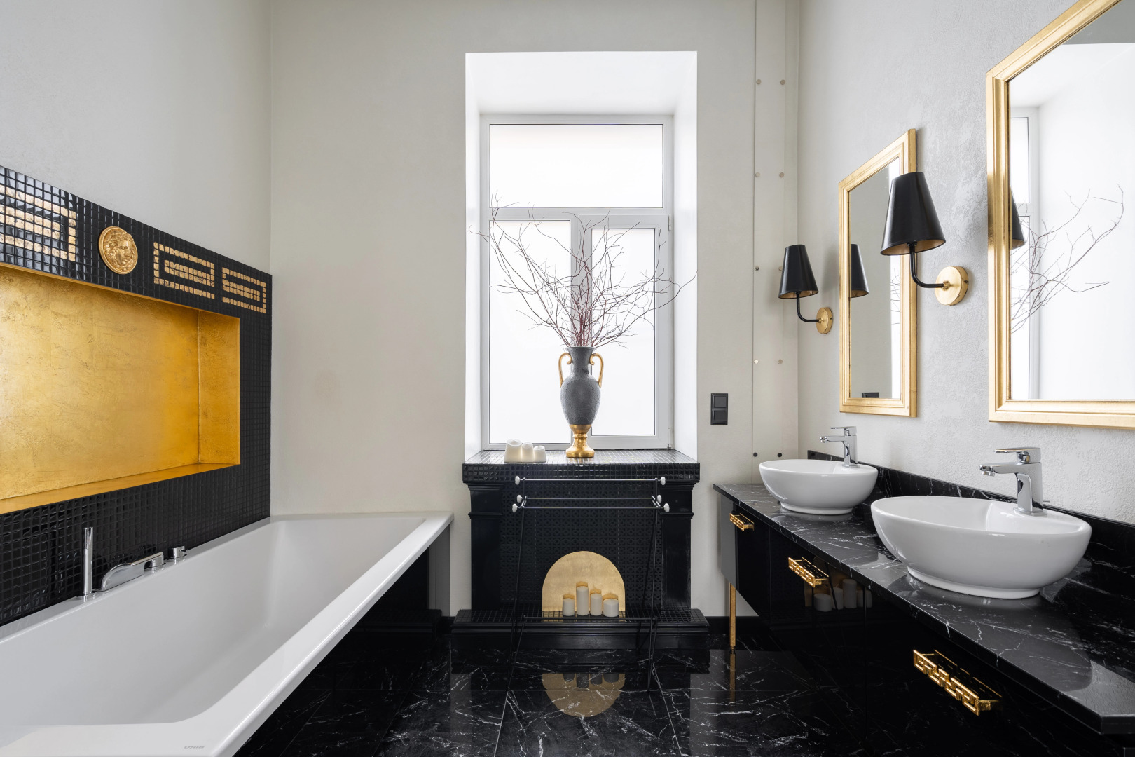 Квартира четырехкомнатная на Почтамтском