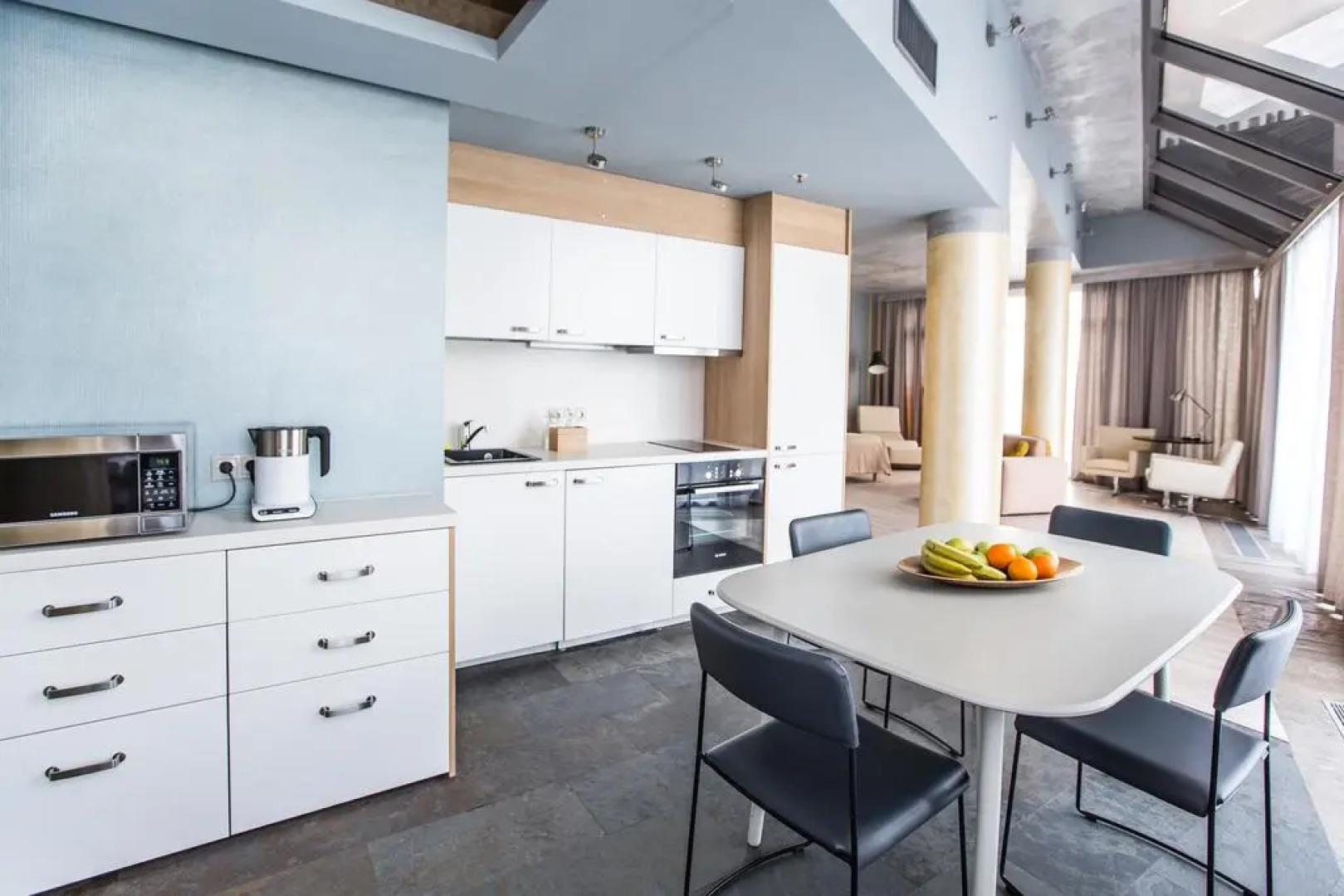 Отель Garden Embassy