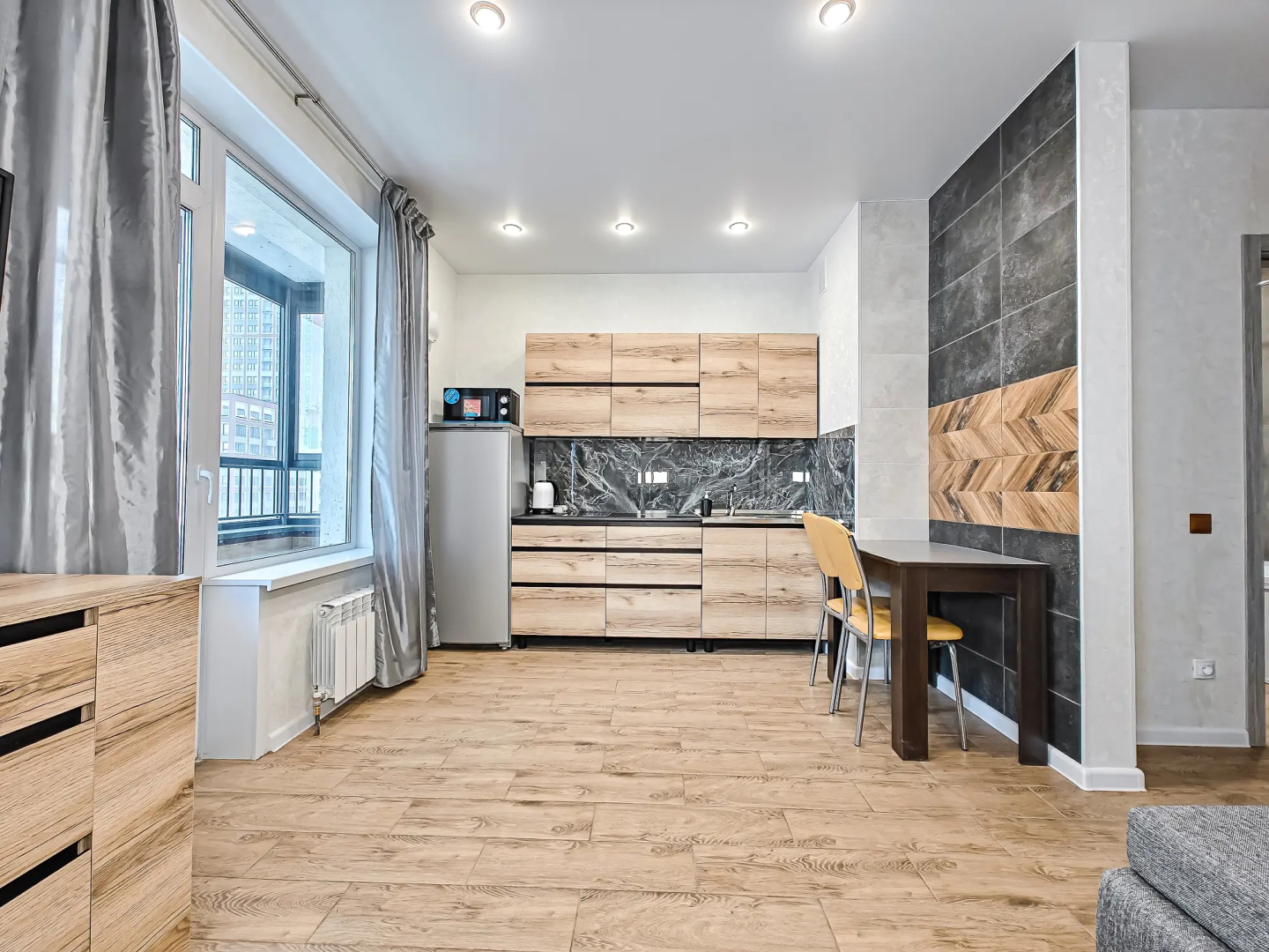 Квартира Писарева 44