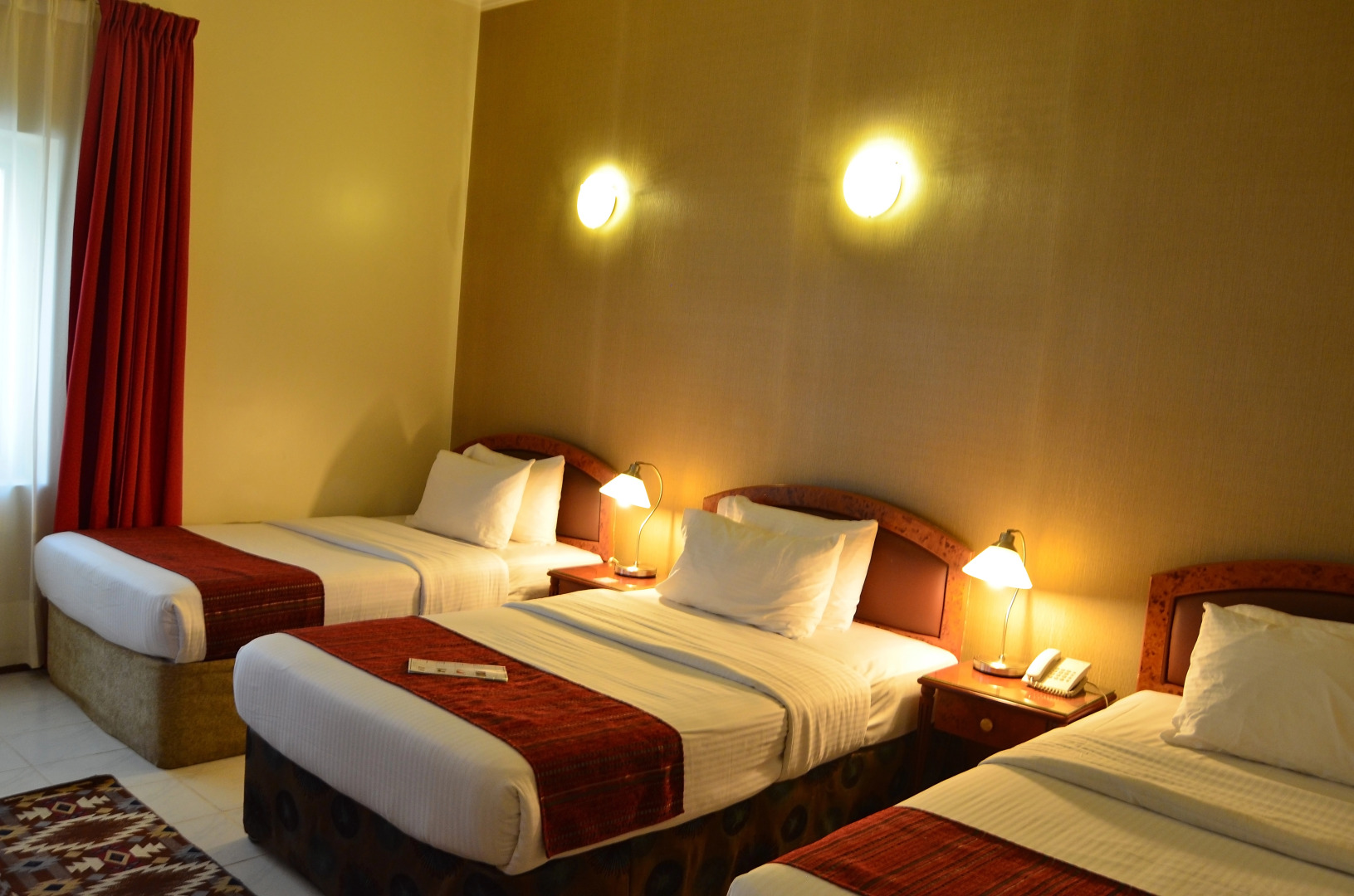 Отель Nejoum Al Emarate