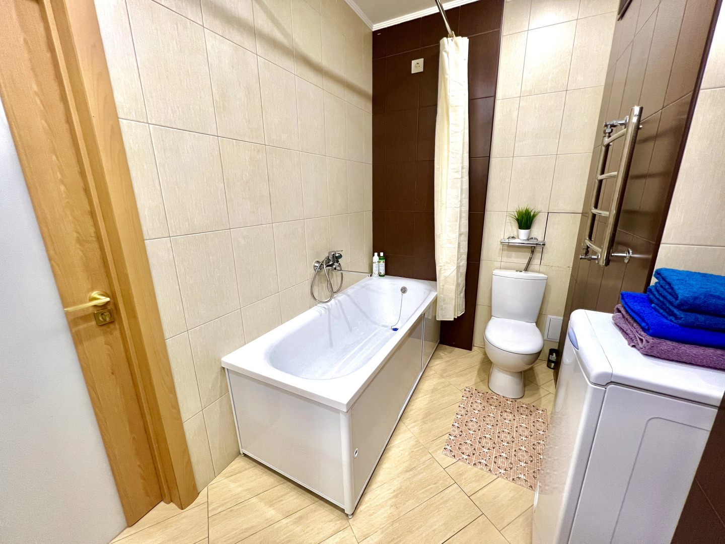 Апартаменты двухкомнатные на 11 Этаже в ЖК Современник с видом на реку Волгу