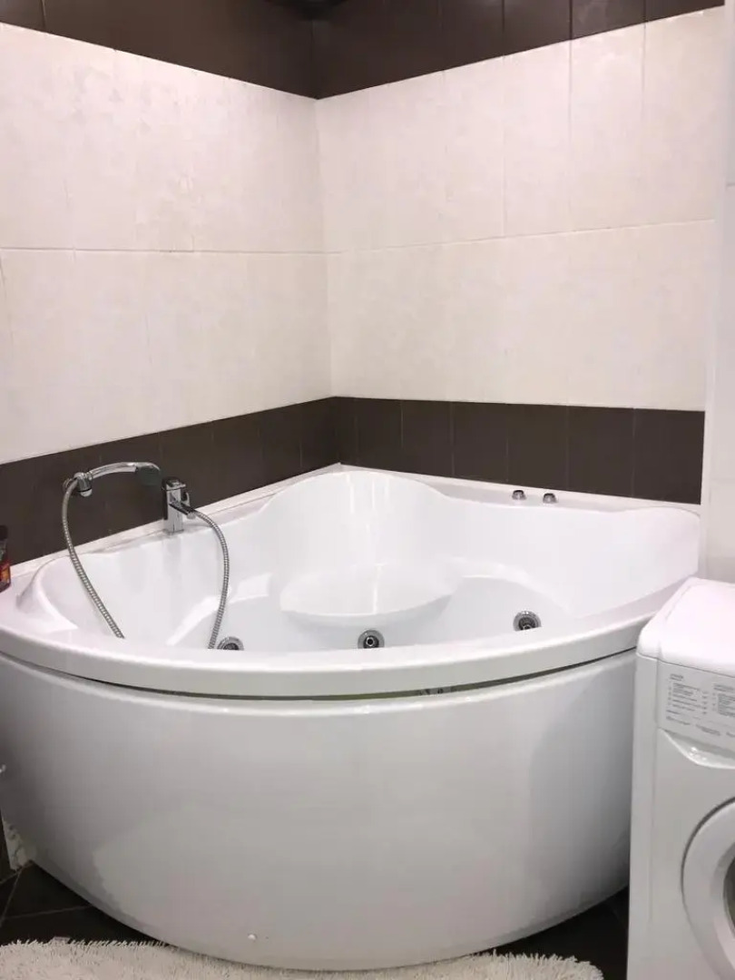 Квартира 13-я Гвардейская центр