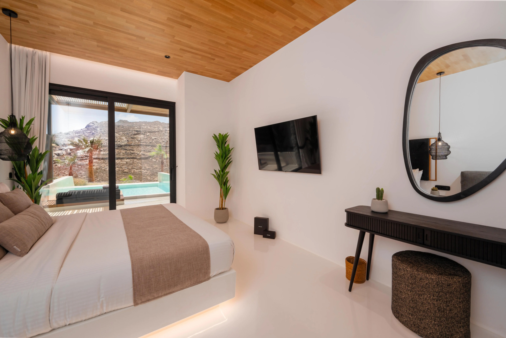 Отель Ftelia Black Villas