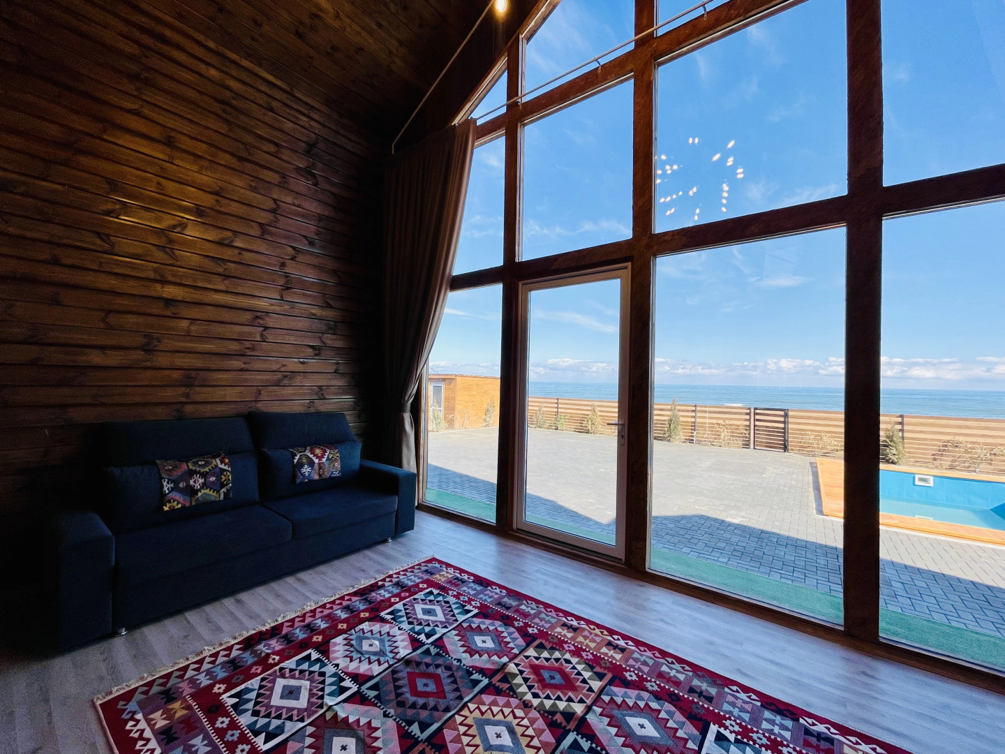 Отель Royal House