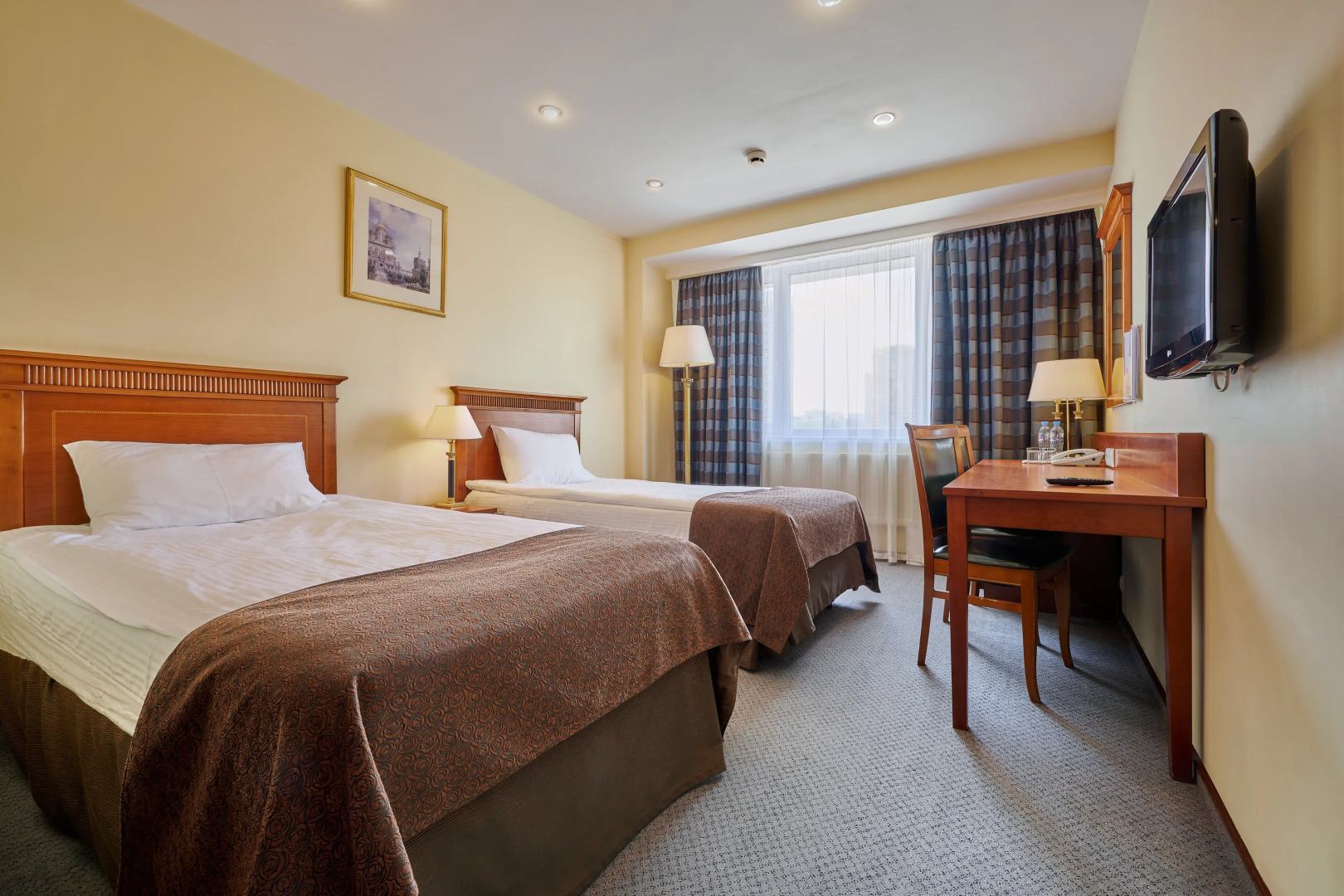 Отель Marins Park Hotel Москва Пражская