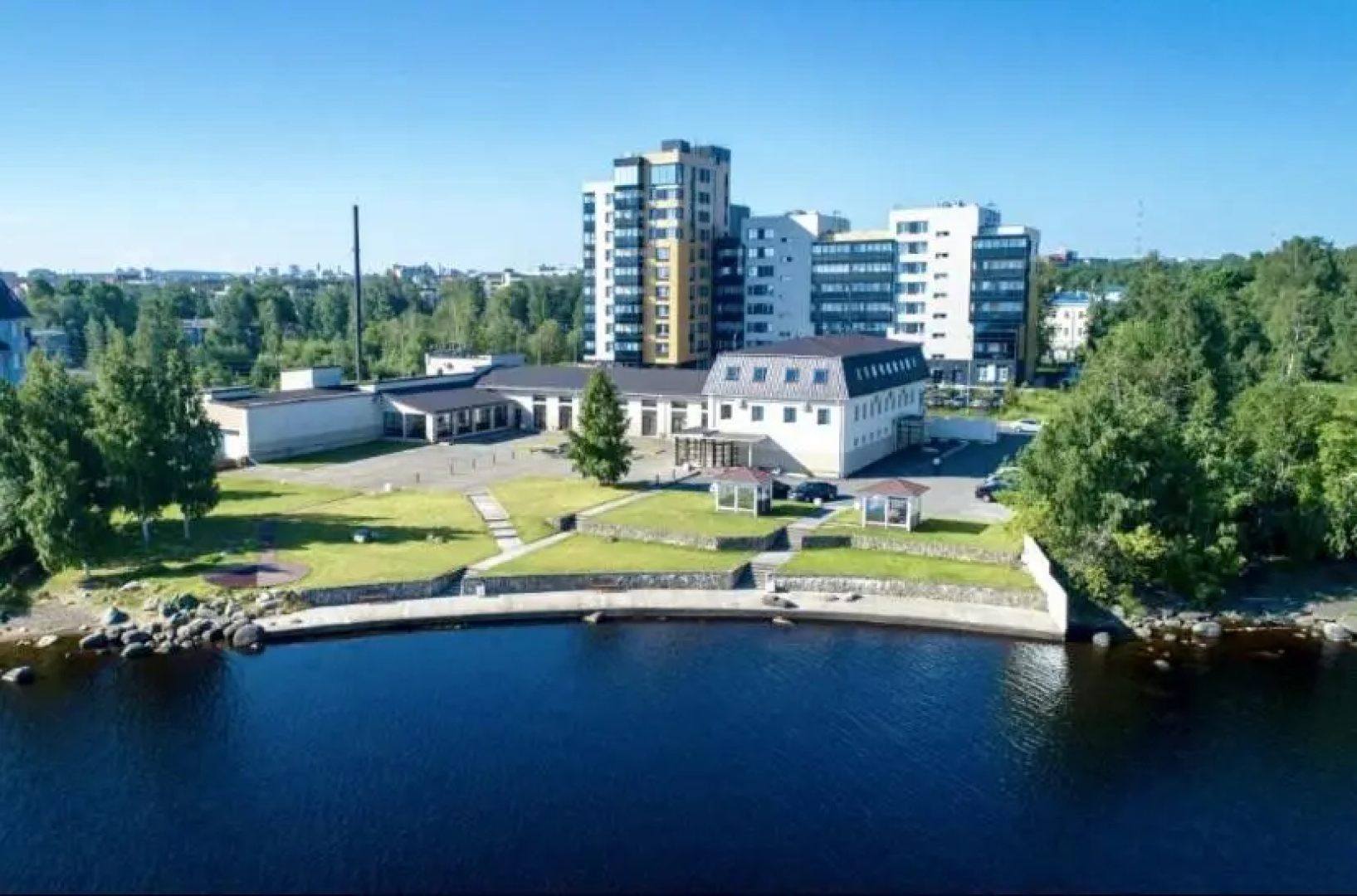 Апартаменты Live in Karelia на Федосовой 27