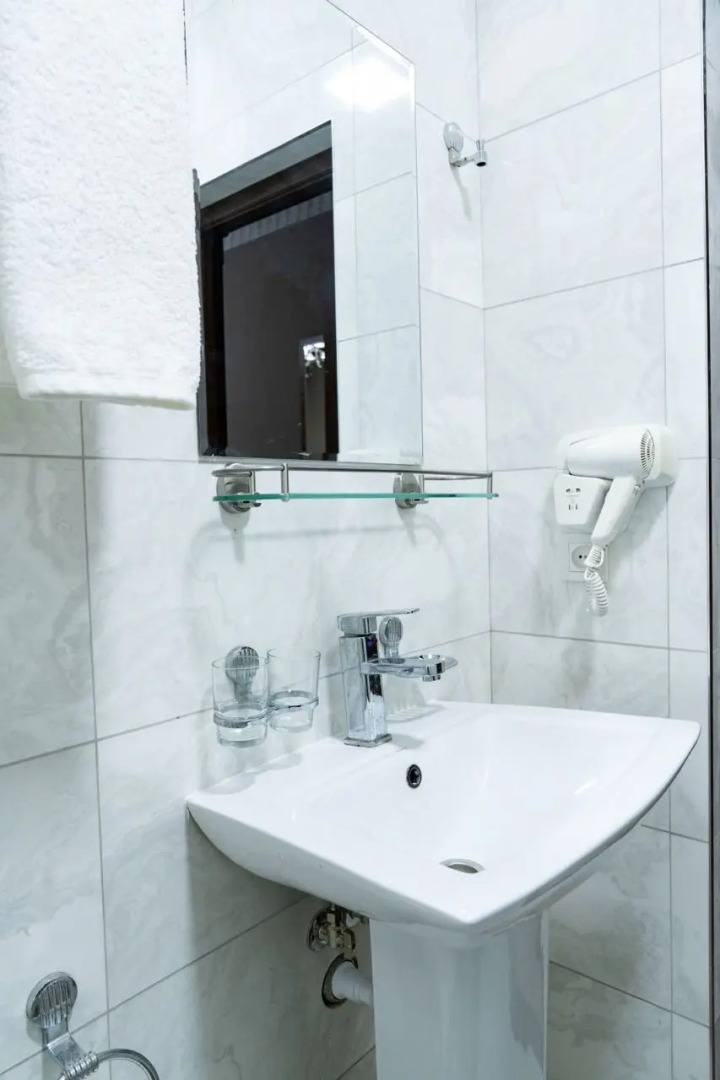 Отель Caravan Serail