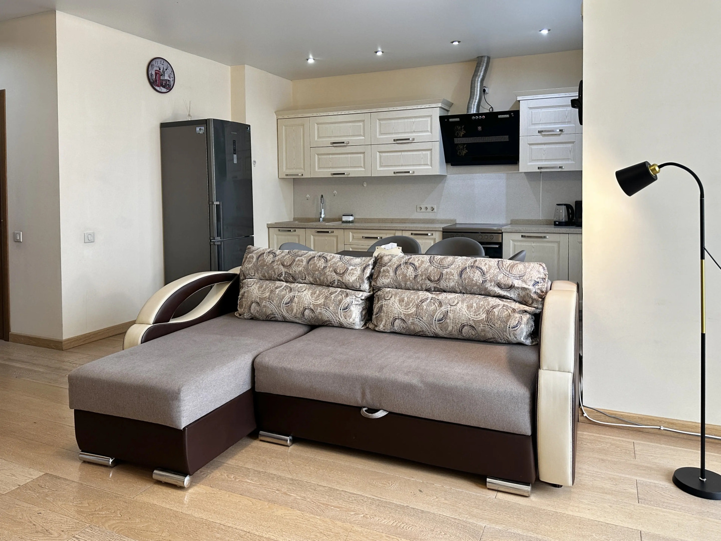 Апартаменты на 2й Круговой 14