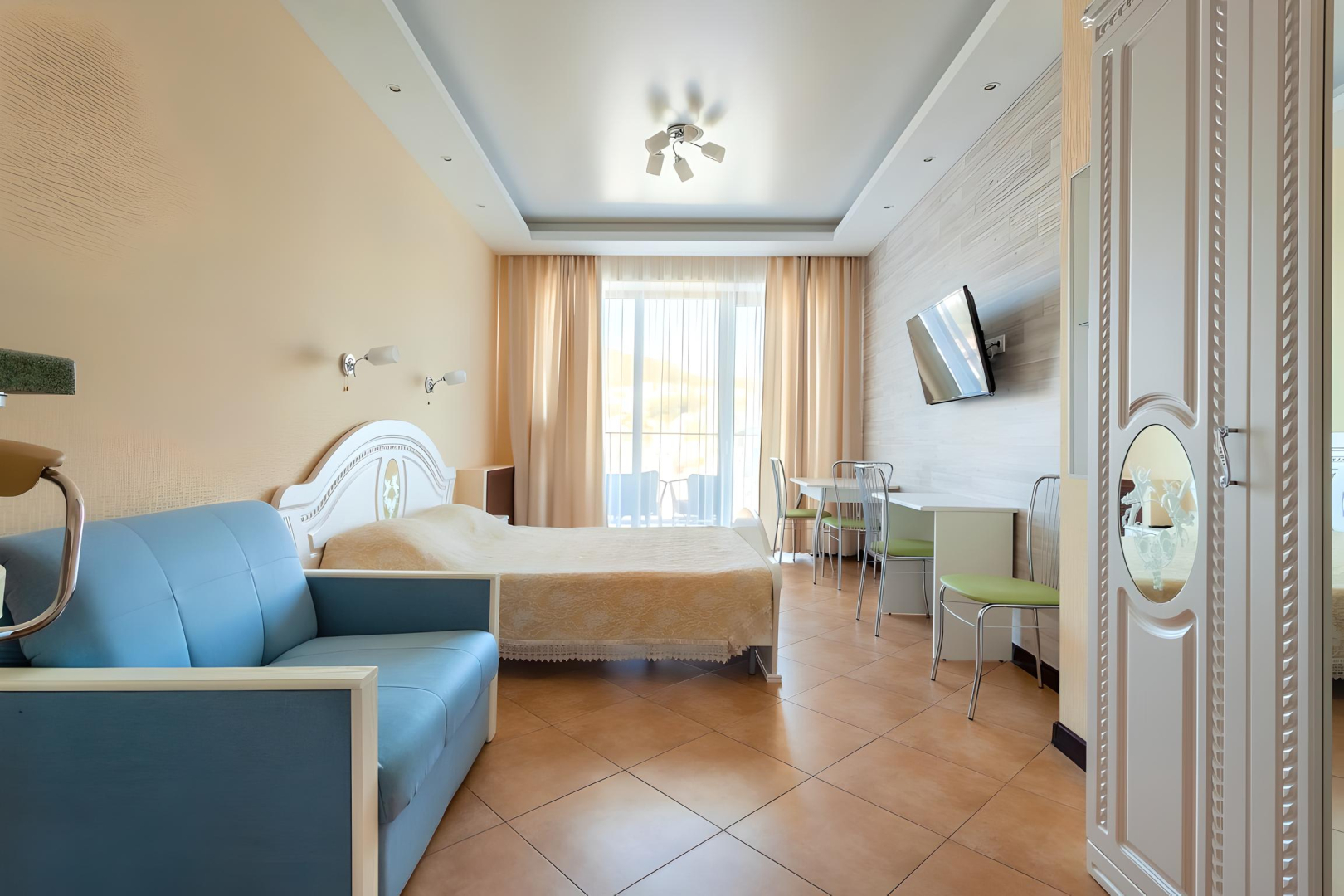 Апартаменты Актёр Гелакси 8