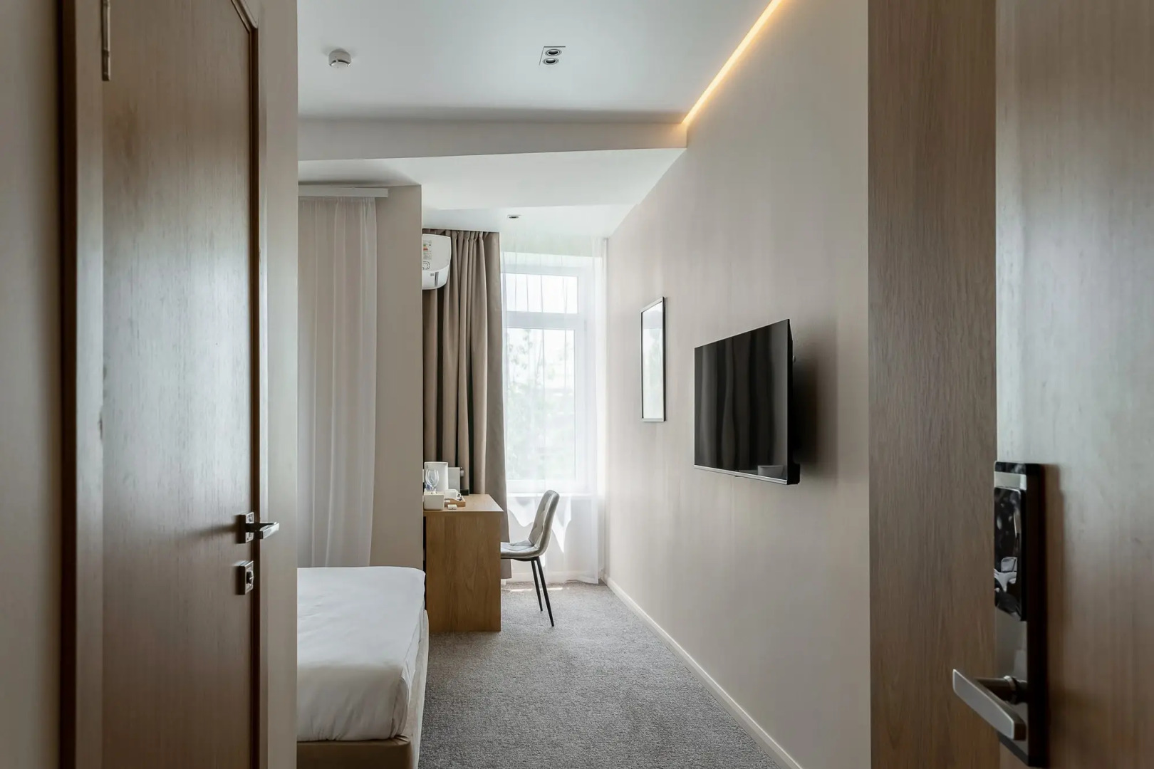 Отель Kinney Sea View