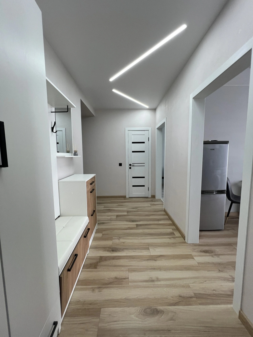 Квартира Сдается уютная двухкомнатная квартира в тихом спальном районе в новом ЖК у моря.