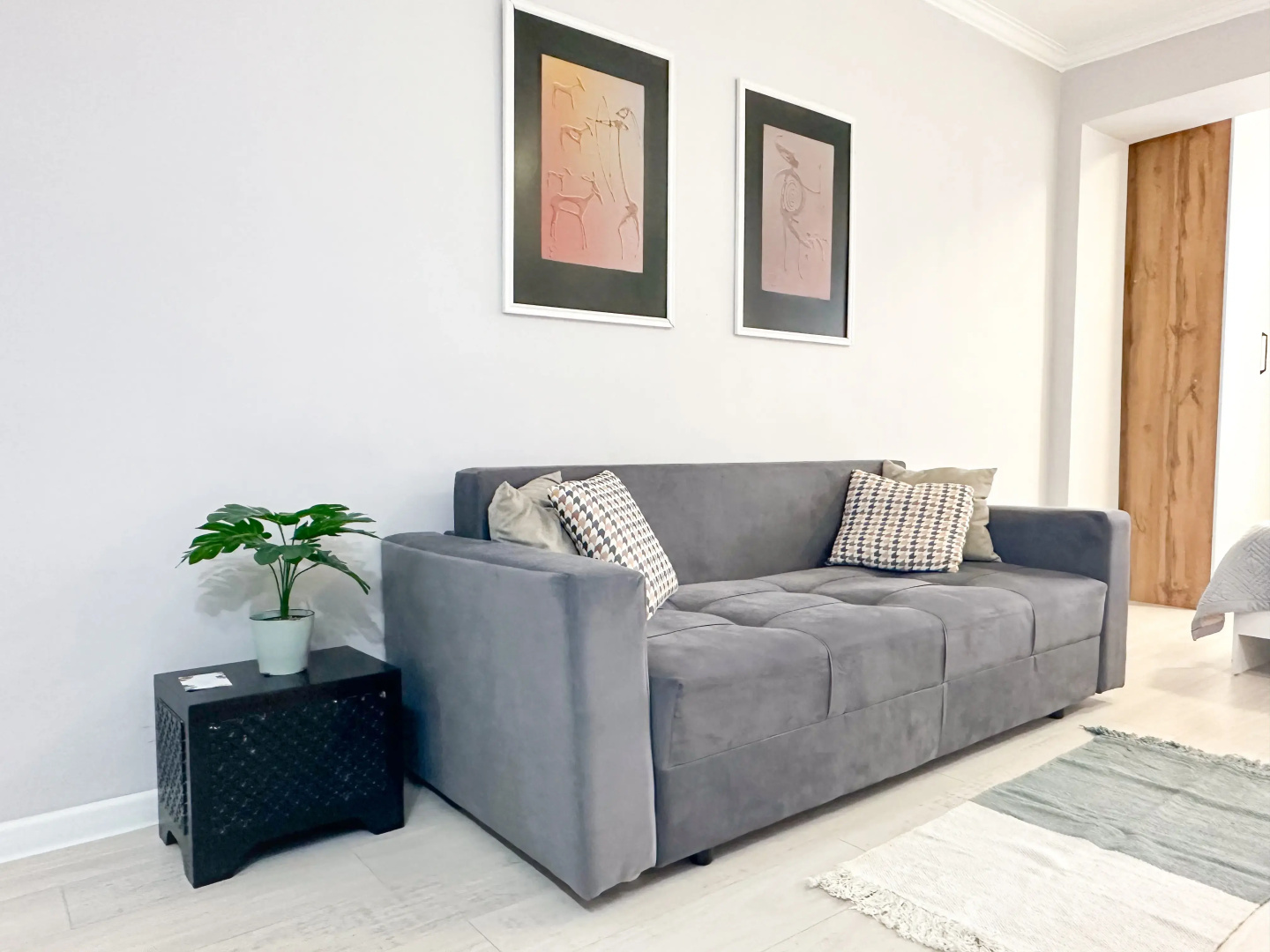 Апартаменты ADT Pink and Grey