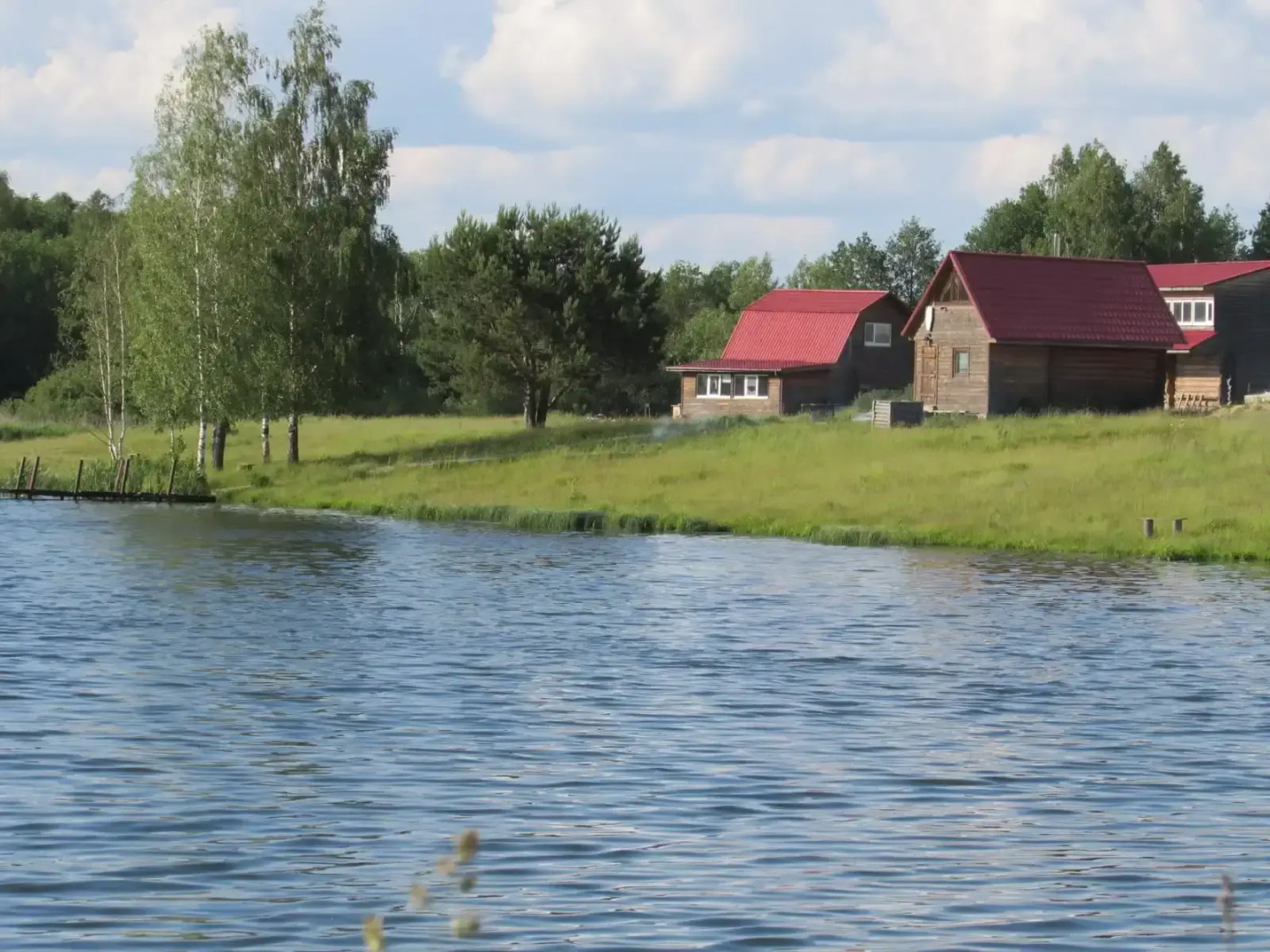 Частный дом на озере