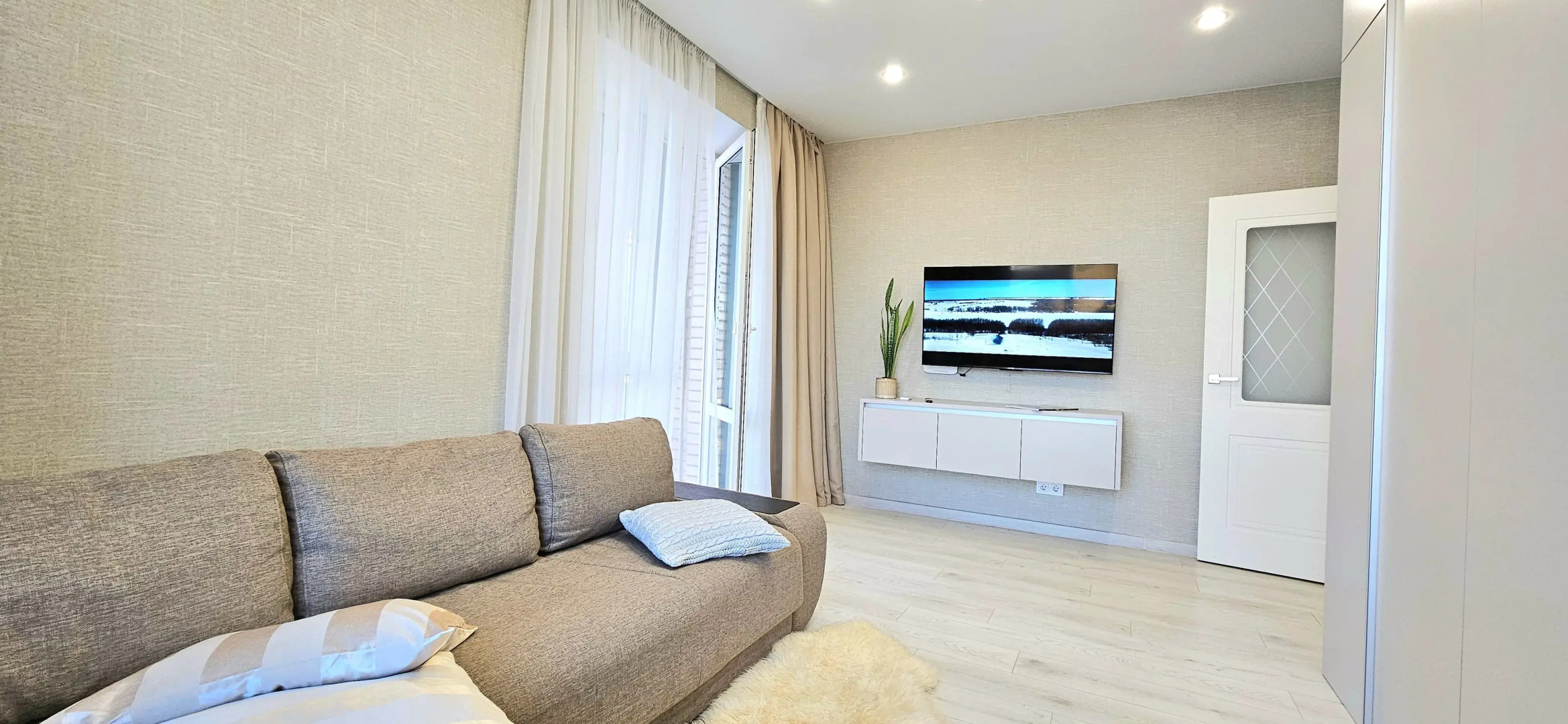 Квартира Рядом с Метро и Горкинским лесом