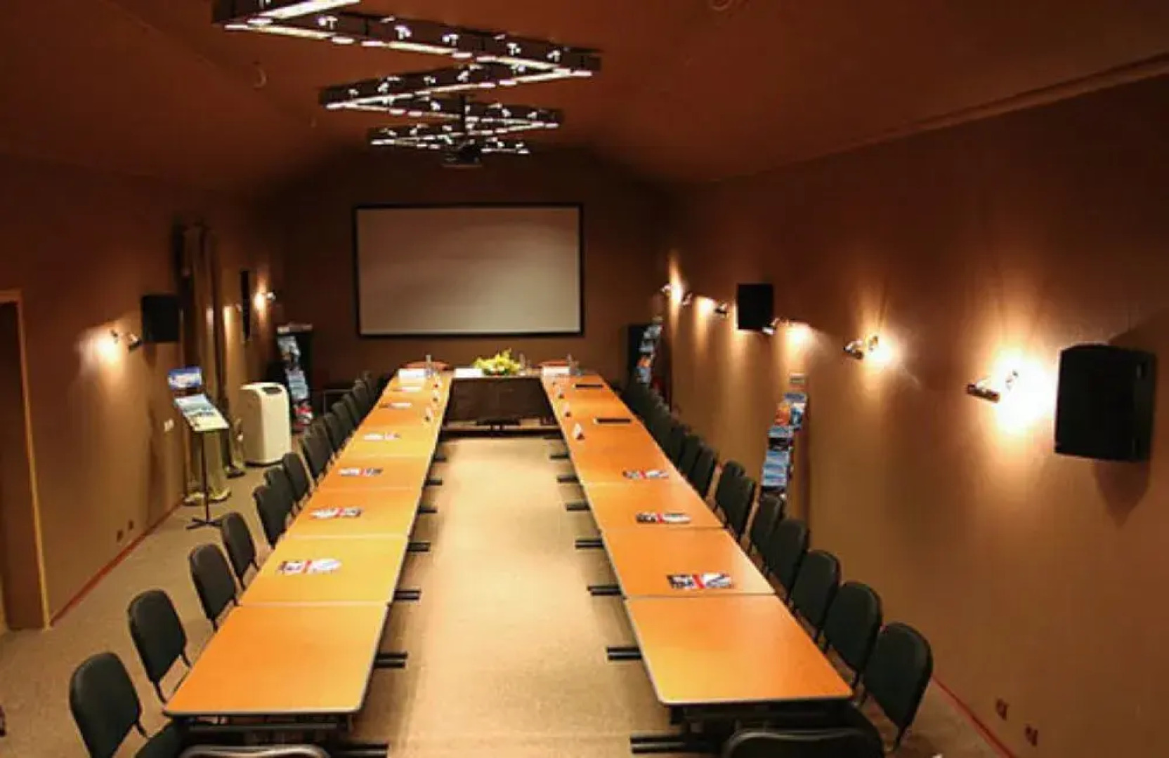 Отель Загородный комплекс  Волжанка