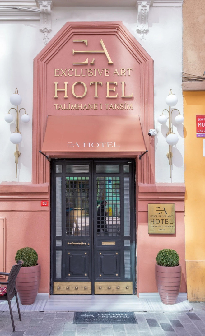 EA Exclusive Hotel